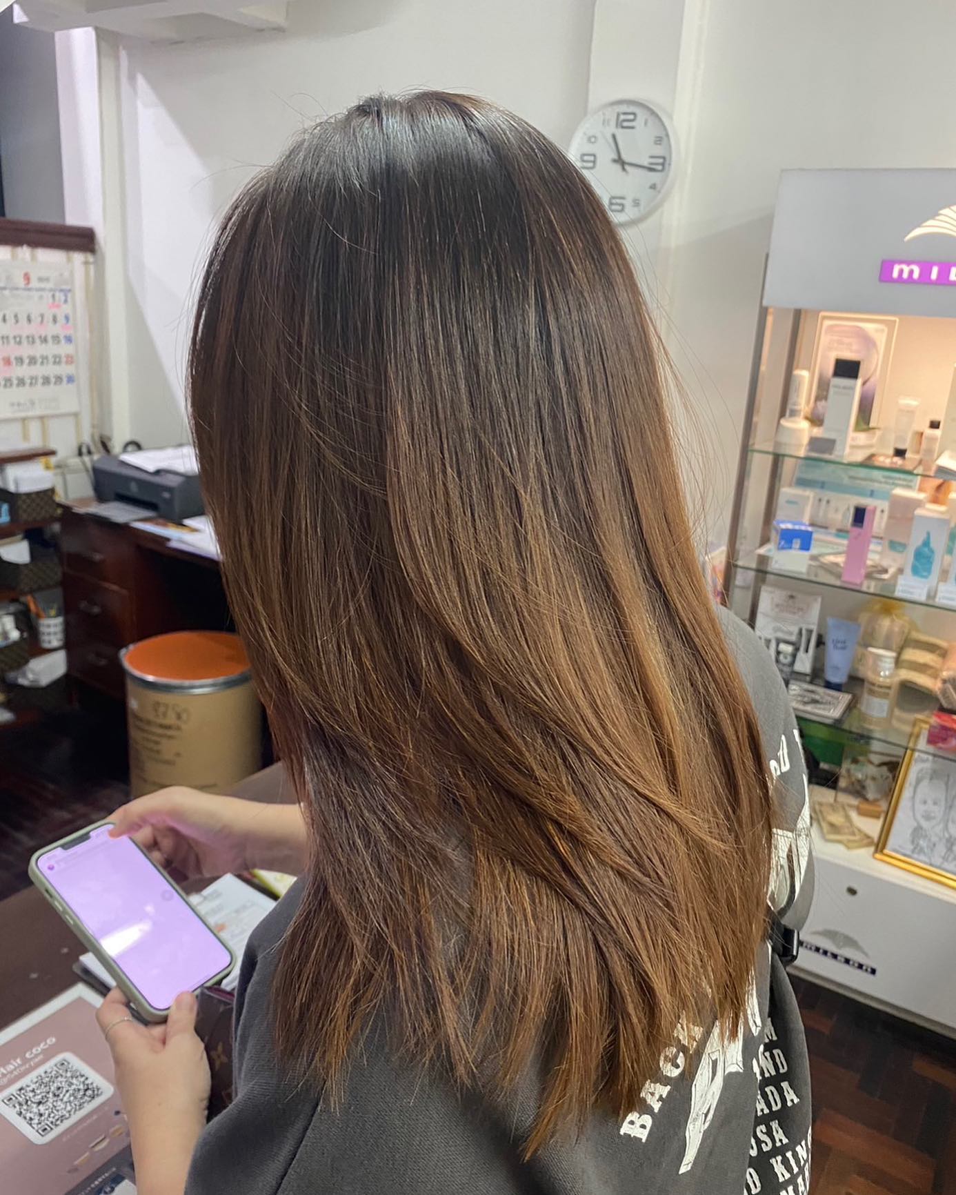 Cut+Color+Plarmia+Mizulisse 
 ทำผมโดยช่างญา ช่างทำผมสไตล์ญี่ปุ่น 
️ Free parking available 
ร้านเปิดให้บริการ 9.00-18.30 
สำรองคิวได้ที่เบอร์
️02-662-7106
24hours web reservation
https://reservia.jp/reserve/menu/2c7018bae1?start_page=2&is_guest=1
LINE account
https://lin.ee/3Cm0Ksiac  #coco106 #106hair #digitalperm #coolperm #color #hiligth #milbon #salon #beauty #treatment #straight #cut #sodashower #shothair #longhair #japan #bangkok #sukhumvit39 #ร้านเสริมสวยในกรุงเทพ