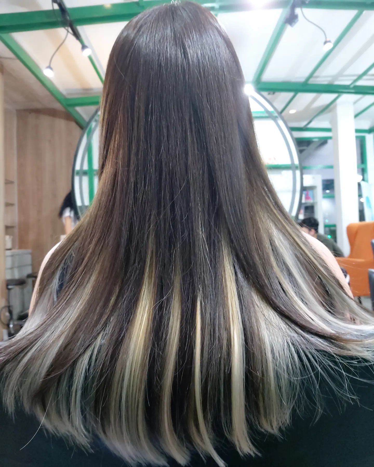 Cut+bleach inner +color +treatment Milbon 
️Free parking available
สามารถโทรจองคิวได้ที่
02-042-8385
LINE Account : https://lin.ee/3NZFLGo
หรือทางเว็บไซด์
 https://reservia.jp/reserve/menu/c5352c13aa?start_page=2&is_guest=1
ทางไปเลือก VIP Gift Voucher↓
https://www.gowabi.com/en/provider/lilac-by-106-hair  #ร้านเสริมสวย #ร้านเสริมสวยทองหล่อซอย5 #ทองหล่อซอย5 #thonglorsoi5 #salon #thonglor #salonthonglor #lilacby106 #106hairstudio #バンコク美容室 #バンコク #トンロー美容室 #トンローソイ5 #サロン #bangkok #stylist #perm #digitalperm #color #haircut #milbon #cut #japansalo #beauty #review #Bangkok #hair #Good #lilachokkaido
BOOKING - Spa & Hair LiLAC by 106Hair
...
lilachokkaido.com @ Spa & Hair Lilac by 106Hair