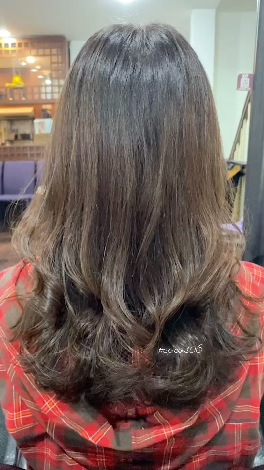 Cut+color+Olaplex +Milbon treatment 
 ทำผมโดยช่างญา ช่างทำผมสไตล์ญี่ปุ่น 
️ Free parking available 
ร้านเปิดให้บริการ 9.00-18.30 
สำรองคิวได้ที่เบอร์
️02-662-7106
24hours web reservation
https://reservia.jp/reserve/menu/2c7018bae1?start_page=2&is_guest=1
LINE account
https://lin.ee/3Cm0Ksiac  #coco106 #106hair #digitalperm #coolperm #color #hiligth #milbon #salon #beauty #treatment #straight #cut #sodashower #shothair #longhair #japan #bangkok #sukhumvit39 #ร้านเสริมสวยในกรุงเทพ