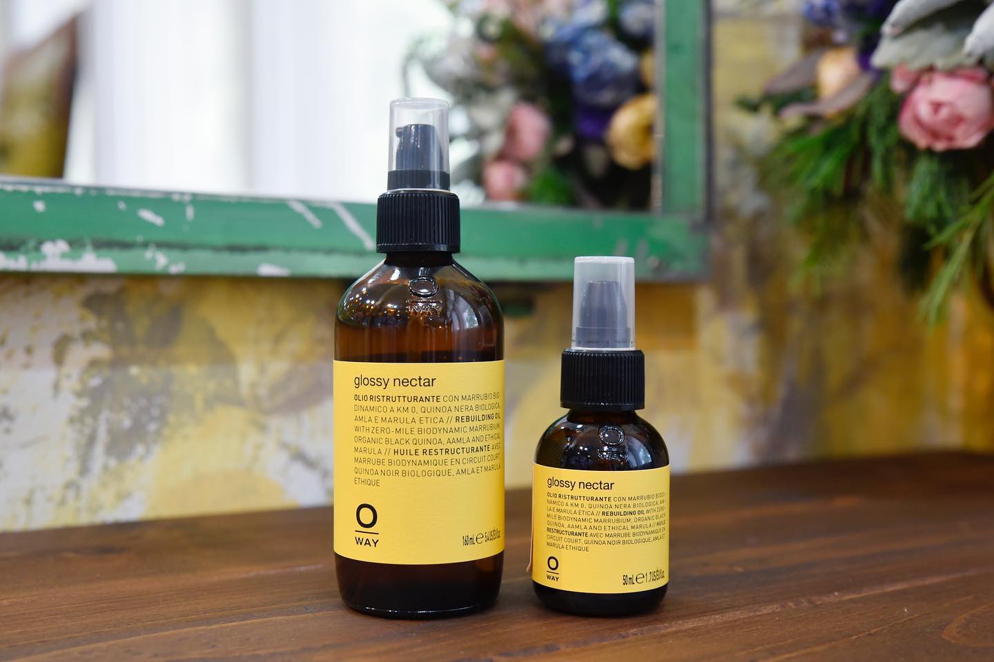 •
✰Oway orgarnic Glossy Nectar✰  Reduce blow dry time,protect against UV damage and add shine with this healing serum. This restorative elixir uses Organic black Quinoa and Ethical Marula oil to moisturize and rebuild damaged hair. Use it in all Hair types to leave hair looking and feeling nourished.  ✰Oway ออร์แกนิค กลอสซี่ เนคทาร์✰  ลดเวลาการเป่าแห้ง ป้องกันความเสียหายจากรังสียูวี และเพิ่มความเงางามด้วยเซรั่มรักษานี้ ยาอายุวัฒนะฟื้นฟูนี้ใช้น้ำมัน Quinoa สีดำออร์แกนิกและน้ำมัน Ethical Marula เพื่อให้ความชุ่มชื้นและสร้างเส้นผมที่เสียหายขึ้นมาใหม่ ใช้กับผมทุกประเภทเพื่อให้ผมดูและรู้สึกได้รับการบำรุง
.
.
.  #hairsalonbkk #cuchubkk #クチュバンコク #cuchu 
#hairsalokcuchu
#日系ヘアサロンクチュ
#bkk #bangkok #haircut #haircolor #hairset #hairoil