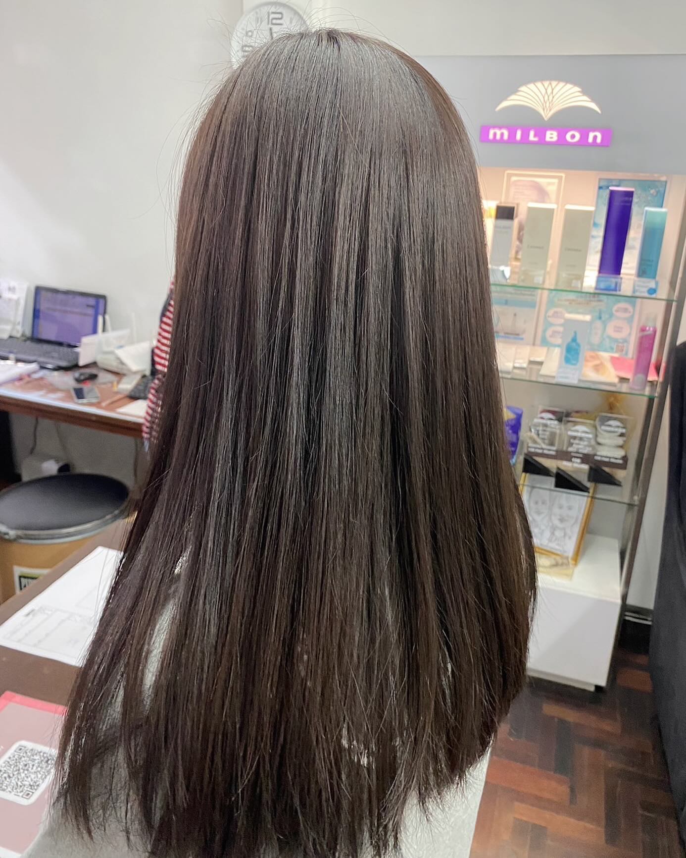 Cut+color+olaplex million treatment 
 ทำผมโดยช่างญา ช่างทำผมสไตล์ญี่ปุ่น 
️ Free parking available 
ร้านเปิดให้บริการ 9.00-18.30 
สำรองคิวได้ที่เบอร์
️02-662-7106
24hours web reservation
https://reservia.jp/reserve/menu/2c7018bae1?start_page=2&is_guest=1
LINE account
https://lin.ee/3Cm0Ksiac  #coco106 #106hair #digitalperm #coolperm #color #hiligth #milbon #salon #beauty #treatment #straight #cut #sodashower #shothair #longhair #japan #bangkok #sukhumvit39 #ร้านเสริมสวยในกรุงเทพ