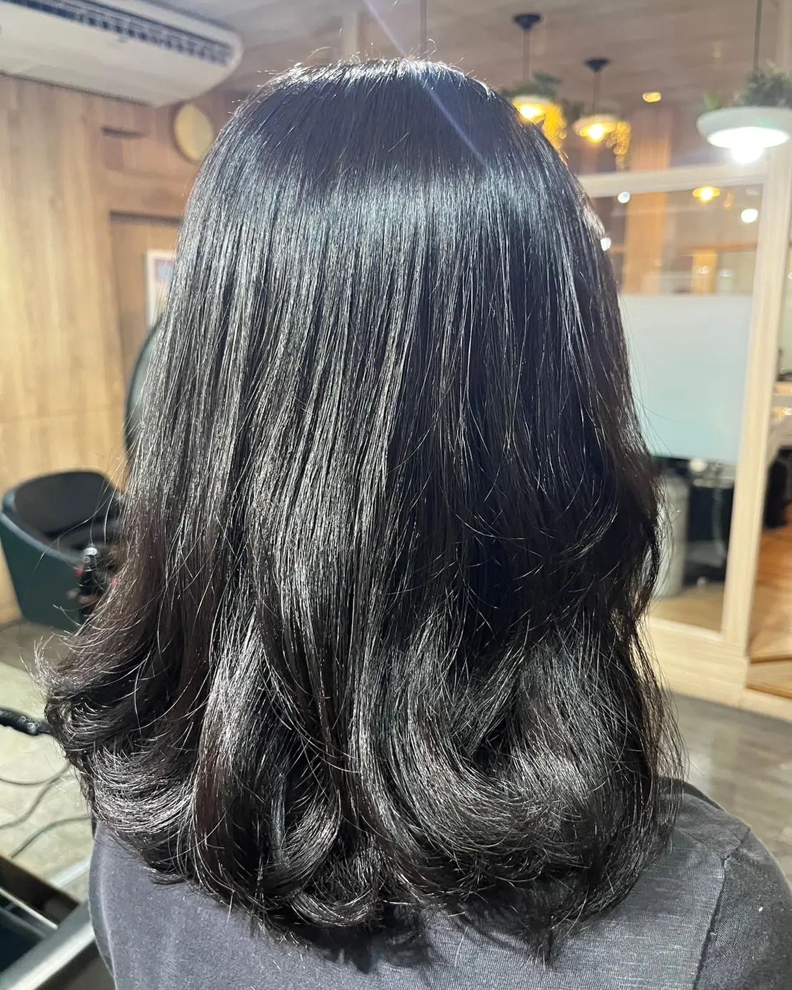 Cut+Digital perm +olaplex +treatment Milbon 
️Free parking available
สามารถโทรจองคิวได้ที่
02-042-8385
LINE Account : https://lin.ee/3NZFLGo
หรือทางเว็บไซด์
 https://reservia.jp/reserve/menu/c5352c13aa?start_page=2&is_guest=1
ทางไปเลือก VIP Gift Voucher↓
https://www.gowabi.com/en/provider/lilac-by-106-hair  #ร้านเสริมสวย #ร้านเสริมสวยทองหล่อซอย5 #ทองหล่อซอย5 #thonglorsoi5 #salon #thonglor #salonthonglor #lilacby106 #106hairstudio #バンコク美容室 #バンコク #トンロー美容室 #トンローソイ5 #サロン #bangkok #stylist #perm #digitalperm #color #haircut #milbon #cut #japansalo #beauty #review #Bangkok #hair #Good #lilachokkaido
BOOKING - Spa & Hair LiLAC by 106Hair
...
lilachokkaido.com @ Spa & Hair Lilac by 106Hair