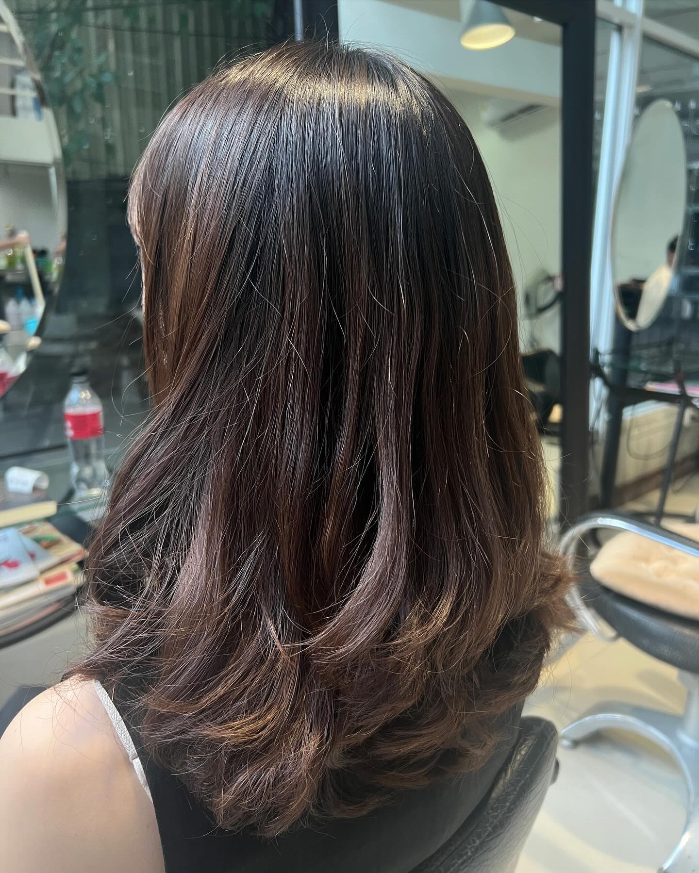 Cut+ Digital perm +Milbon smooth Treatment ร้านทําผมสไตล์ญี่ปุ่น แถวสีลม สนใจ สอบถามและจอง P Free parking available ทางร้านมีบริการ จอดรถฟรีค่ะ สนใจสอบถามและจองคิวกับทางร้านได้ที่เบอร์ 02-2679-106 iz +Soda สวัสดีคะ ร้านทําผม 106 ANNEX TRA เวลา าการ 10:00-19:30 https://lin.ee/Zmaaw5K Silom 6 (We Space) https://reservia.jp/reserve/menu/b9855edf7b?start_page=2&is_guest=1*รบกวนจองเวลาก่อนมารับบริการทุก ครั้งนะคะ #106hair #106AnnexReMAKE #digitalperm #azsodaspa #highlightcolor #hairsalon #bangkokbeauty #bangkok #thailand #ร้านท่าผม #กรุงเทพฯ #สีลมซอย6 @ 106 Hair/ ANNEX REMAKE