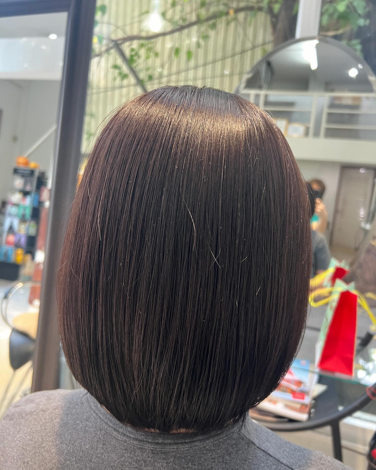 Cut+Color +Milbon smooth Treatment ร้านทําผมสไตล์ญี่ปุ่น แถวสีลม สนใจ สอบถามและจอง P Free parking available ทางร้านมีบริการ จอดรถฟรีค่ะ สนใจสอบถามและจองคิวกับทางร้านได้ที่เบอร์ 02-2679-106 iz +Soda สวัสดีคะ ร้านทําผม 106 ANNEX TRA เวลา าการ 10:00-19:30 https://lin.ee/Zmaaw5K Silom 6 (We Space) https://reservia.jp/reserve/menu/b9855edf7b?start_page=2&is_guest=1*รบกวนจองเวลาก่อนมารับบริการทุก ครั้งนะคะ #106hair #106AnnexReMAKE #digitalperm #azsodaspa #highlightcolor #hairsalon #bangkokbeauty #bangkok #thailand #ร้านท่าผม #กรุงเทพฯ #สีลมซอย6 @ 106 Hair/ ANNEX REMAKE