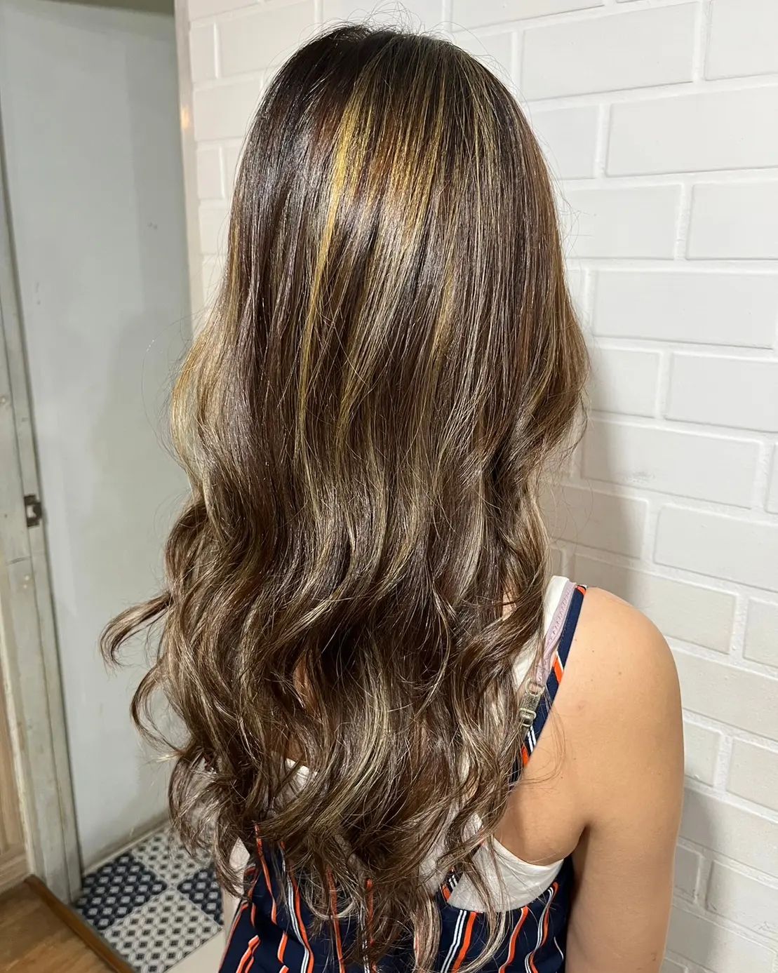 Cut+Highlight +color +olaplex +treatment Milbon 
 ️Free parking available
สามารถโทรจองคิวได้ที่
02-042-8385
LINE Account : https://lin.ee/3NZFLGo
หรือทางเว็บไซด์
 https://reservia.jp/reserve/menu/c5352c13aa?start_page=2&is_guest=1
ทางไปเลือก VIP Gift Voucher↓
https://www.gowabi.com/en/provider/lilac-by-106-hair  #ร้านเสริมสวย #ร้านเสริมสวยทองหล่อซอย5 #ทองหล่อซอย5 #thonglorsoi5 #salon #thonglor #salonthonglor #lilacby106 #106hairstudio #バンコク美容室 #バンコク #トンロー美容室 #トンローソイ5 #サロン #bangkok #stylist #perm #digitalperm #color #haircut #milbon #cut #japansalo #beauty #review #Bangkok #hair #Good #lilachokkaido
BOOKING - Spa & Hair LiLAC by 106Hair
...
lilachokkaido.com @ Spa & Hair Lilac by 106Hair