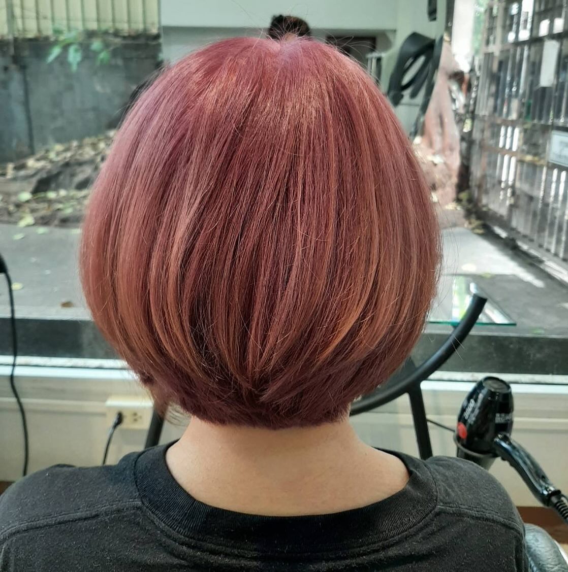 Cut+Bleach hair +Color+Soda+ smooth Treatment ร้านทําผมสไตล์ญี่ปุ่น แถวสีลม สนใจ สอบถามและจอง P Free parking available ทางร้านมีบริการ จอดรถฟรีค่ะ สนใจสอบถามและจองคิวกับทางร้านได้ที่เบอร์ 02-2679-106 สวัสดีคะ ร้านทําผม 106 ANNEX เวลา าการ 10:00-19:30 https://lin.ee/Zmaaw5K Silom 6 (We Space) https://reservia.jp/reserve/menu/b9855edf7b?start_page=2&is_guest=1*รบกวนจองเวลาก่อนมารับบริการทุก ครั้งนะคะ #106hair #106AnnexReMAKE #digitalperm #azsodaspa #highlightcolor #hairsalon #bangkokbeauty #bangkok #thailand #ร้านท่าผม #กรุงเทพฯ #สีลมซอย6 @ 106 Hair/ ANNEX REMAKE