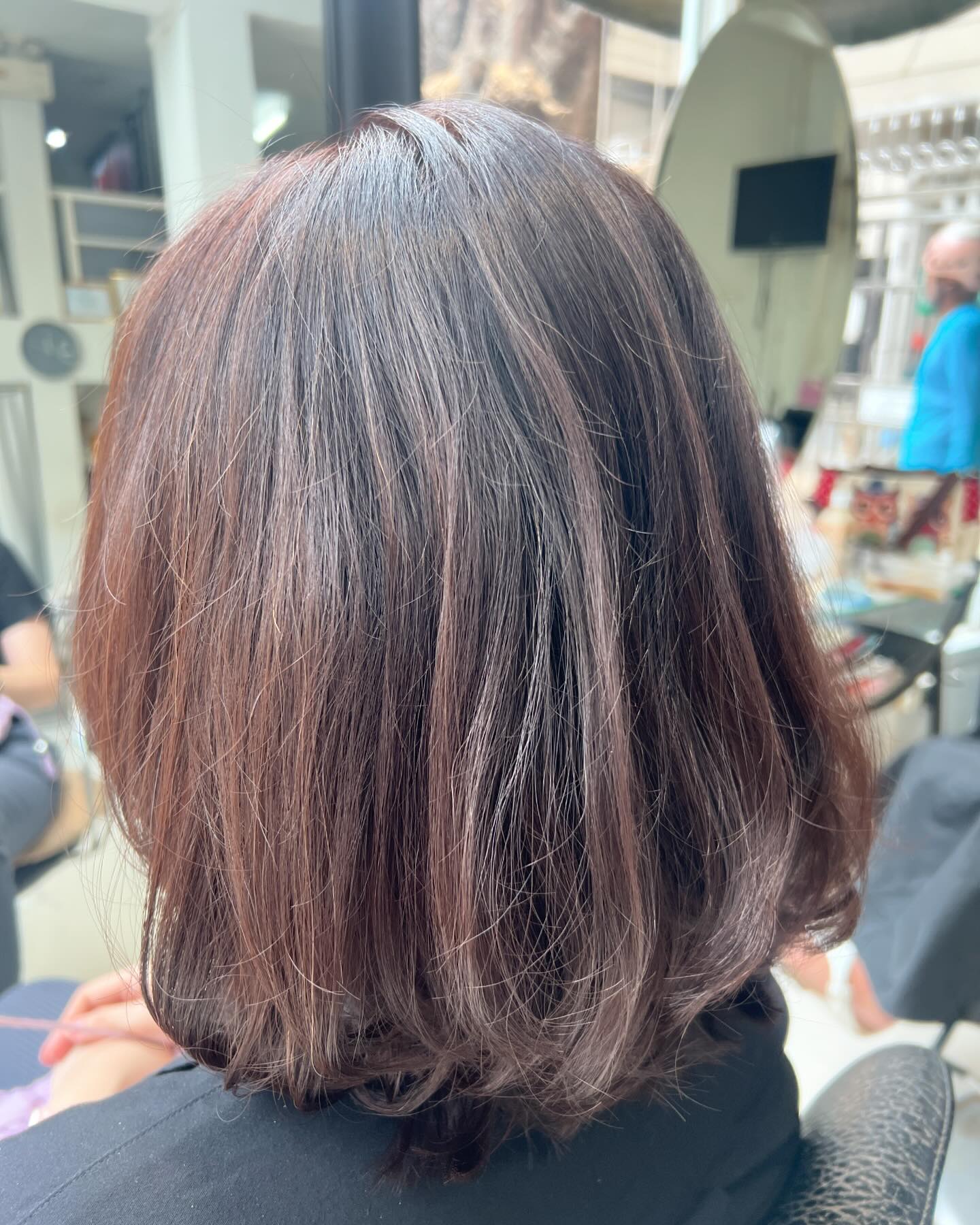 Cut+Color +Milbon Smooth Treatment ร้านทําผมสไตล์ญี่ปุ่น แถวสีลม สนใจ สอบถามและจอง P Free parking available ทางร้านมีบริการ จอดรถฟรีค่ะ สนใจสอบถามและจองคิวกับทางร้านได้ที่เบอร์ 02-2679-106 สวัสดีคะ ร้านทําผม 106 ANNEX เวลา าการ 10:00-19:30 https://lin.ee/Zmaaw5K Silom 6 (We Space) https://reservia.jp/reserve/menu/b9855edf7b?start_page=2&is_guest=1*รบกวนจองเวลาก่อนมารับบริการทุก ครั้งนะคะ #106hair #106AnnexReMAKE #digitalperm #azsodaspa #highlightcolor #hairsalon #bangkokbeauty #bangkok #thailand #ร้านท่าผม #กรุงเทพฯ #สีลมซอย6 @ 106 Hair/ ANNEX REMAKE