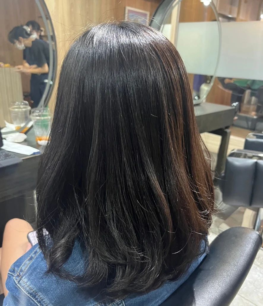 Cut+Digital perm +treatment Milbon 
️Free parking available
สามารถโทรจองคิวได้ที่
02-042-8385
LINE Account : https://lin.ee/3NZFLGo
หรือทางเว็บไซด์
 https://reservia.jp/reserve/menu/c5352c13aa?start_page=2&is_guest=1
ทางไปเลือก VIP Gift Voucher↓
https://www.gowabi.com/en/provider/lilac-by-106-hair  #ร้านเสริมสวย #ร้านเสริมสวยทองหล่อซอย5 #ทองหล่อซอย5 #thonglorsoi5 #salon #thonglor #salonthonglor #lilacby106 #106hairstudio #バンコク美容室 #バンコク #トンロー美容室 #トンローソイ5 #サロン #bangkok #stylist #perm #digitalperm #color #haircut #milbon #cut #japansalo #beauty #review #Bangkok #hair #Good #lilachokkaido
BOOKING - Spa & Hair LiLAC by 106Hair
...
lilachokkaido.com @ Spa & Hair Lilac by 106Hair