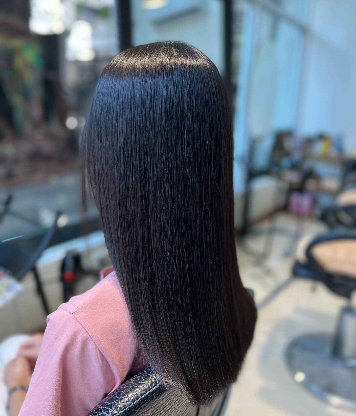 Cut+Straight +Milbon smooth Treatment ร้านทําผมสไตล์ญี่ปุ่น แถวสีลม สนใจ สอบถามและจอง P Free parking available ทางร้านมีบริการ จอดรถฟรีค่ะ สนใจสอบถามและจองคิวกับทางร้านได้ที่เบอร์ 02-2679-106 สวัสดีคะ ร้านทําผม 106 ANNEX เวลา าการ 10:00-19:30 https://lin.ee/Zmaaw5K Silom 6 (We Space) https://reservia.jp/reserve/menu/b9855edf7b?start_page=2&is_guest=1*รบกวนจองเวลาก่อนมารับบริการทุก ครั้งนะคะ #106hair #106AnnexReMAKE #digitalperm #azsodaspa #highlightcolor #hairsalon #bangkokbeauty #bangkok #thailand #ร้านท่าผม #กรุงเทพฯ #สีลมซอย6 @ 106 Hair/ ANNEX REMAKE