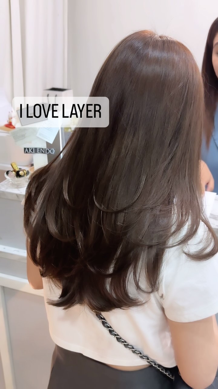 “เส้นผมกับตัวฉันสดใสไม่สะดุด”
~ LOVE MY SELF MORE THROUGH HAIR ~
-
☆☆☆☆
・ไฮไลท์,เทคนิคตัดที่ละเอียด ควบคู่ผลิตภัณฑ์และเทคนิคจากญี่ปุ่น สร้างสรรค์ทรงผม
・เข้าถึงทุกเทรนด์ไม่ว่าจะญี่ปุ่นหรือเกาหลี
☆☆☆☆
・Akiendo คือทรงผมที่เชื่อมไปถึงความมั่นใจของคุณ🤩
☆☆☆☆
・พวกเรานั้นมีรับประกันสี10วัน(ไม่รวมสีหลุดโดยธรรมชาติ)
・สำหรับท่านที่ทำไฮไลท์ครั้งแรก สามารถใส่สีอีกครั้งในราคา 1000 บาทภายใน 20 วัน
☆☆☆☆
-
ที่ตั้งร้าน ร้านอยู่ใกล้กับ บีทีเอสพร้อมพงษ์ ในซอยสุขุมวิท 39 ซอยพร้อมศรี 1 metropole residence ชั้น1 ร้านมีที่จอดรถบริการค่ะ
Metropole residence,soi Phrom si1,Sukhumvit39
จองคิวหรือสอบถามได้ที่เบอร์ tel:020048180
Line@: aki-endo
เวลาทำการ: 10:00AM – 8:00PM (หยุดทุกวันอังคาร Tueday closed)  #haircut  #haircolor #hairstyle #akiendo #bangkokhairsalon #ตัดผมสไตล์ญี่ปุ่น #เซ็ตผม #ทำสีผม #ตัดผม #หน้าม้า #หน้าม้าซีทรู #ร้านทำผม #ร้านทำผม #สุขุมวิท #ไฮไลท์ #ทรงผมเกาหลี #ดัดผม #ทรงผมสไตล์เกาหลี #สไตล์เกาหลี #ม้วนผม #ผมสั้น #ฟอกผม #ย้อมผม #バンコク美容院 #バンコク美容室