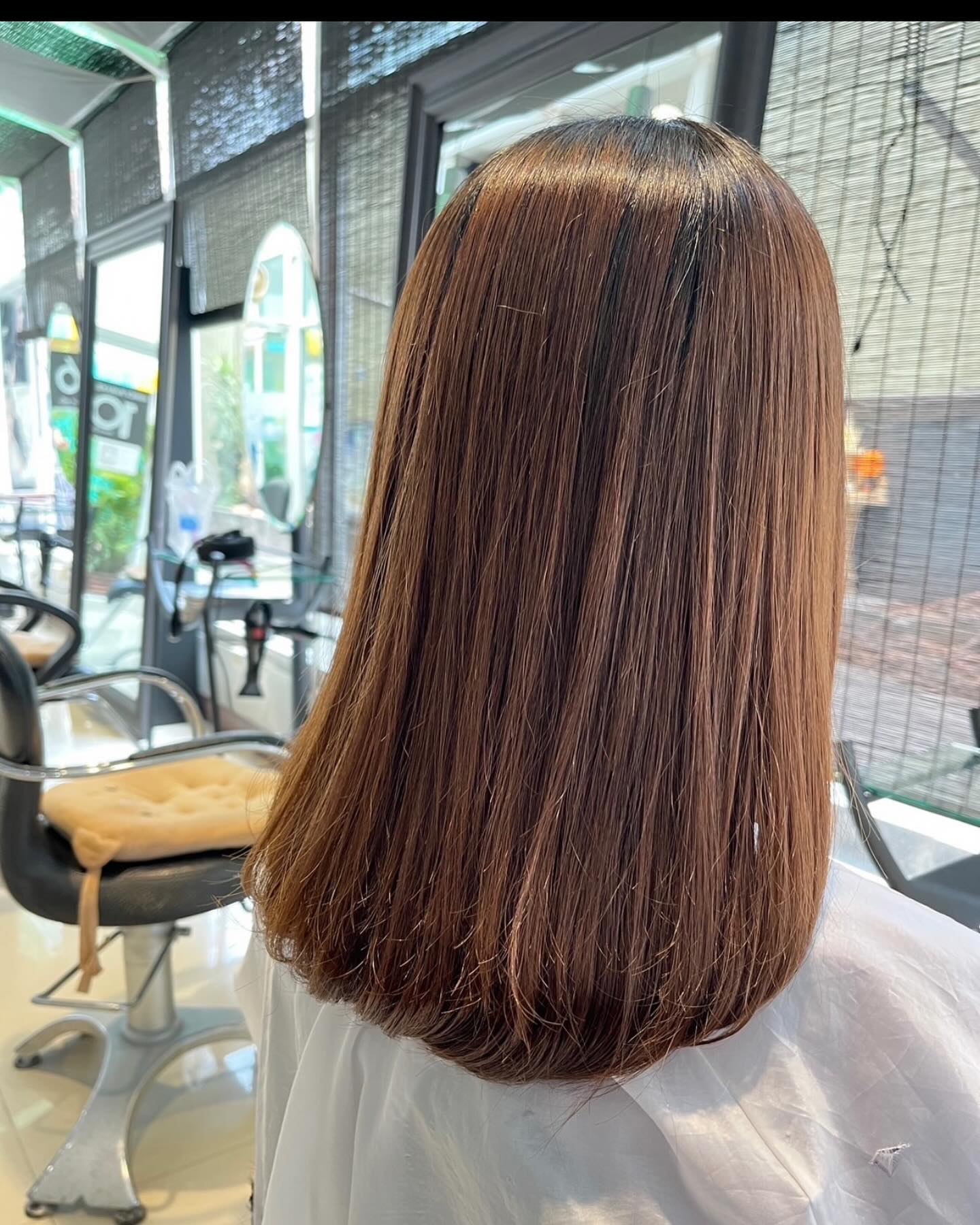 Cut +Straighten hair +Milbon smooth Treatment ร้านทําผมสไตล์ญี่ปุ่น แถวสีลม สนใจ สอบถามและจอง P Free parking available ทางร้านมีบริการ จอดรถฟรีค่ะ สนใจสอบถามและจองคิวกับทางร้านได้ที่เบอร์ 02-2679-106 สวัสดีคะ ร้านทําผม 106 ANNEX เวลา าการ 10:00-19:30 https://lin.ee/Zmaaw5K Silom 6 (We Space) https://reservia.jp/reserve/menu/b9855edf7b?start_page=2&is_guest=1*รบกวนจองเวลาก่อนมารับบริการทุก ครั้งนะคะ #106hair #106AnnexReMAKE #digitalperm #azsodaspa #highlightcolor #hairsalon #bangkokbeauty #bangkok #thailand #ร้านท่าผม #กรุงเทพฯ #สีลมซอย6 @ 106 Hair/ ANNEX REMAKE