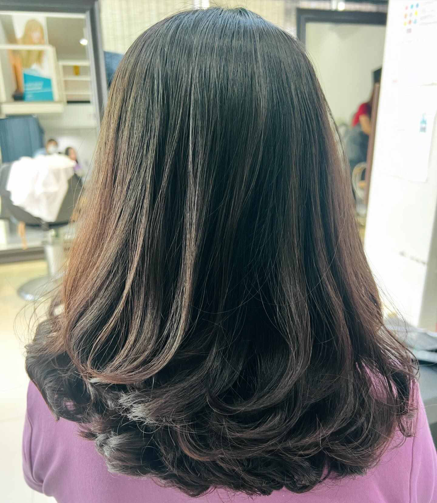 Cut+Digital perm + Milbon smooth Treatment ร้านทําผมสไตล์ญี่ปุ่น แถวสีลม สนใจ สอบถามและจอง P Free parking available ทางร้านมีบริการ จอดรถฟรีค่ะ สนใจสอบถามและจองคิวกับทางร้านได้ที่เบอร์ 02-2679-106 สวัสดีคะ ร้านทําผม 106 ANNEX เวลา าการ 10:00-19:30 https://lin.ee/Zmaaw5K Silom 6 (We Space) https://reservia.jp/reserve/menu/b9855edf7b?start_page=2&is_guest=1*รบกวนจองเวลาก่อนมารับบริการทุก ครั้งนะคะ #106hair #106AnnexReMAKE #digitalperm #azsodaspa #highlightcolor #hairsalon #bangkokbeauty #bangkok #thailand #ร้านท่าผม #กรุงเทพฯ #สีลมซอย6 @ 106 Hair/ ANNEX REMAKE