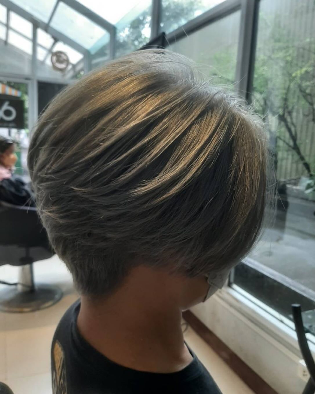 Cut+Bleach hair+Color +Milbin smooth Treatment ร้านทําผมสไตล์ญี่ปุ่น แถวสีลม สนใจ สอบถามและจอง P Free parking available ทางร้านมีบริการ จอดรถฟรีค่ะ สนใจสอบถามและจองคิวกับทางร้านได้ที่เบอร์ 02-2679-106 สวัสดีคะ ร้านทําผม 106 ANNEX เวลา าการ 10:00-19:30 https://lin.ee/Zmaaw5K Silom 6 (We Space) https://reservia.jp/reserve/menu/b9855edf7b?start_page=2&is_guest=1*รบกวนจองเวลาก่อนมารับบริการทุก ครั้งนะคะ #106hair #106AnnexReMAKE #digitalperm #azsodaspa #highlightcolor #hairsalon #bangkokbeauty #bangkok #thailand #ร้านท่าผม #กรุงเทพฯ #สีลมซอย6 @ 106 Hair/ ANNEX REMAKE