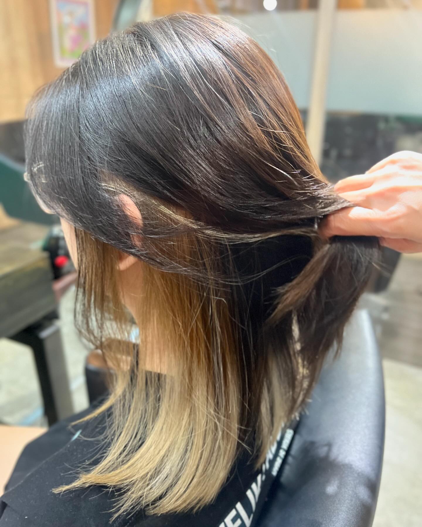 Cut+Bleach inner+Color+Milbon smooth treatment+Olaplex
️Free parking available
สามารถโทรจองคิวได้ที่
02-042-8385
LINE Account : https://lin.ee/3NZFLGo
หรือทางเว็บไซด์
 https://reservia.jp/reserve/menu/c5352c13aa?start_page=2&is_guest=1
ทางไปเลือก VIP Gift Voucher↓
https://www.gowabi.com/en/provider/lilac-by-106-hair  #ร้านเสริมสวย #ร้านเสริมสวยทองหล่อซอย5 #ทองหล่อซอย5 #thonglorsoi5 #salon #thonglor #salonthonglor #lilacby106 #106hairstudio #バンコク美容室 #バンコク #トンロー美容室 #トンローソイ5 #サロン #bangkok #stylist #perm #digitalperm #color #haircut #milbon #cut #japansalo #beauty #review #Bangkok #hair #Good #lilachokkaido
BOOKING - Spa & Hair LiLAC by 106Hair
...
lilachokkaido.com @ Spa & Hair Lilac by 106Hair