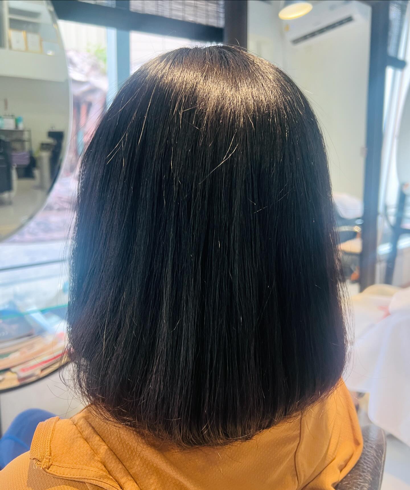 Cut++Straighten +Milbon smooth Treatment ร้านทําผมสไตล์ญี่ปุ่น แถวสีลม สนใจ สอบถามและจอง P Free parking available ทางร้านมีบริการ จอดรถฟรีค่ะ สนใจสอบถามและจองคิวกับทางร้านได้ที่เบอร์ 02-2679-106 สวัสดีคะ ร้านทําผม 106 ANNEX เวลา าการ 10:00-19:30 https://lin.ee/Zmaaw5K Silom 6 (We Space) https://reservia.jp/reserve/menu/b9855edf7b?start_page=2&is_guest=1*รบกวนจองเวลาก่อนมารับบริการทุก ครั้งนะคะ #106hair #106AnnexReMAKE #digitalperm #azsodaspa #highlightcolor #hairsalon #bangkokbeauty #bangkok #thailand #ร้านท่าผม #กรุงเทพฯ #สีลมซอย6 @ 106 Hair/ ANNEX REMAKE