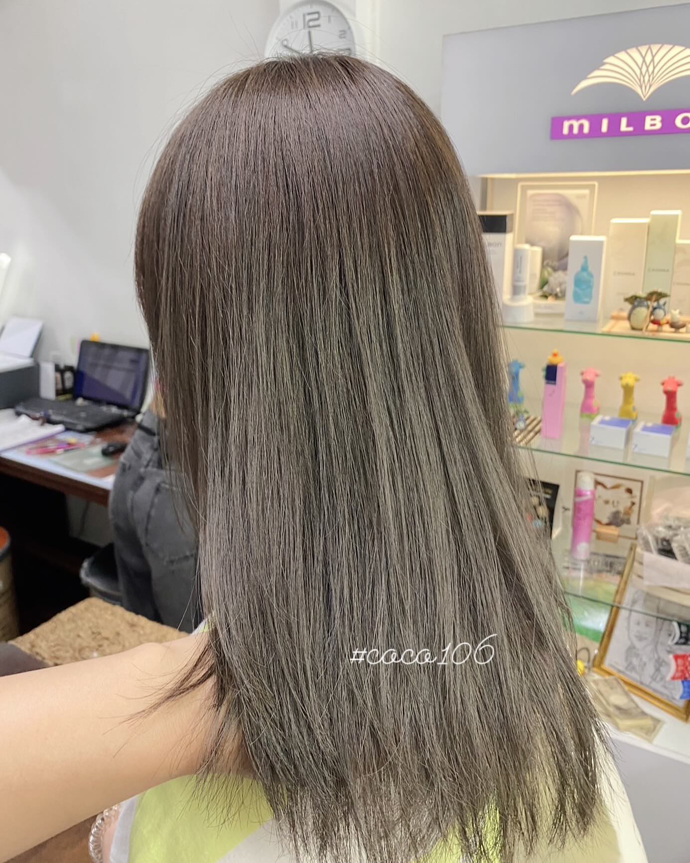 Cut+color+ olaplex+milbon treatment 
 ทำผมโดยช่างญา ช่างทำผมสไตล์ญี่ปุ่น 
️ Free parking available 
ร้านเปิดให้บริการ 9.00-18.30 
สำรองคิวได้ที่เบอร์
️02-662-7106
24hours web reservation
https://reservia.jp/reserve/menu/2c7018bae1?start_page=2&is_guest=1
LINE account
https://lin.ee/3Cm0Ksiac  #coco106 #106hair #digitalperm #coolperm #color #hiligth #milbon #salon #beauty #treatment #straight #cut #sodashower #shothair #longhair #japan #bangkok #sukhumvit39 #ร้านเสริมสวยในกรุงเทพ