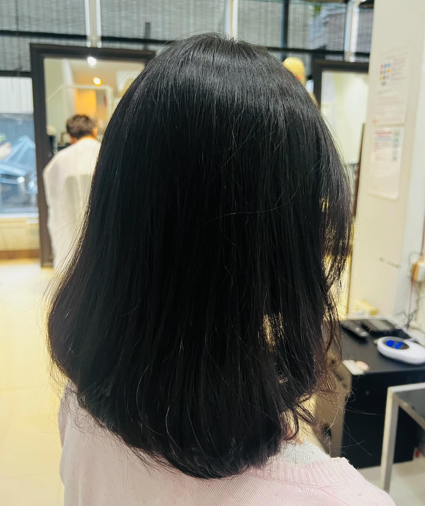 Cut+ Milbon smooth Treatment ร้านทําผมสไตล์ญี่ปุ่น แถวสีลม สนใจ สอบถามและจอง P Free parking available ทางร้านมีบริการ จอดรถฟรีค่ะ สนใจสอบถามและจองคิวกับทางร้านได้ที่เบอร์ 02-2679-106 สวัสดีคะ ร้านทําผม 106 ANNEX เวลา าการ 10:00-19:30 https://lin.ee/Zmaaw5K Silom 6 (We Space) https://reservia.jp/reserve/menu/b9855edf7b?start_page=2&is_guest=1*รบกวนจองเวลาก่อนมารับบริการทุก ครั้งนะคะ #106hair #106AnnexReMAKE #digitalperm #azsodaspa #highlightcolor #hairsalon #bangkokbeauty #bangkok #thailand #ร้านท่าผม #กรุงเทพฯ #สีลมซอย6 @ 106 Hair/ ANNEX REMAKE