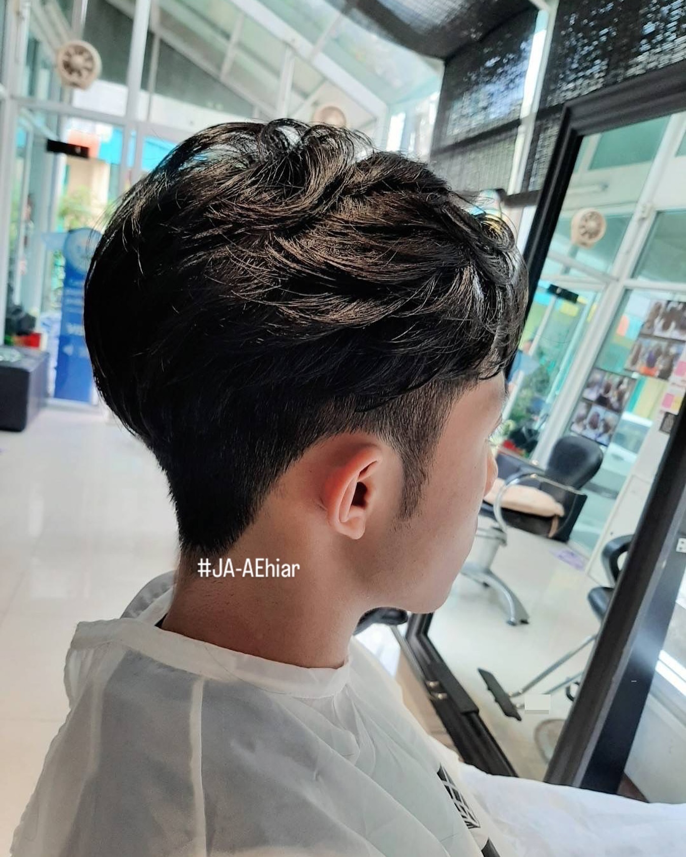 Cut+Perm+sodaspaร้านทําผมสไตล์ญี่ปุ่น แถวสีลม สนใจ สอบถามและจอง P Free parking available ทางร้านมีบริการ จอดรถฟรีค่ะ สนใจสอบถามและจองคิวกับทางร้านได้ที่เบอร์ 02-2679-106 สวัสดีคะ ร้านทําผม 106 ANNEX เวลา าการ 10:00-19:30 https://lin.ee/Zmaaw5K Silom 6 (We Space) https://reservia.jp/reserve/menu/b9855edf7b?start_page=2&is_guest=1*รบกวนจองเวลาก่อนมารับบริการทุก ครั้งนะคะ #106hair #106AnnexReMAKE #digitalperm #azsodaspa #highlightcolor #hairsalon #bangkokbeauty #bangkok #thailand #ร้านท่าผม #กรุงเทพฯ #สีลมซอย6 @ 106 Hair/ ANNEX REMAKE