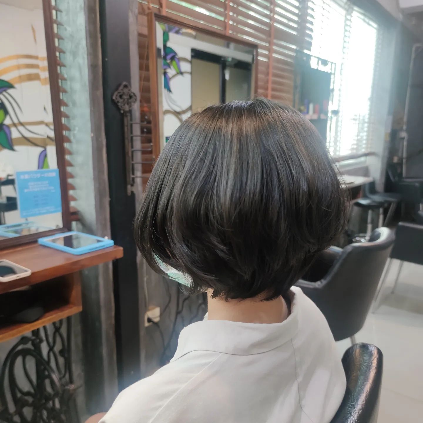 ショート ウルフ ショートボブ 育てる髪の楽しみ F Hair Salon バンコクの美容院専門サイト ビューティーバンコク