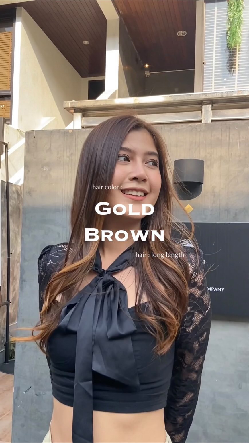 Style : Long  Color : Gold brown  ฤดูแห่งความสดชื่น 
ผมสีน้ำตาลทองปลิวไสวตามสายลมจะน่ารักขนาดไหน 🥰
爽やかな季節
風になびくゴールドブラウンがなんてカワイイんでしょう🥰  Stylist.  ERI @bell_otonagami_eri  FB.  BELL Otonagami  salon  Tel.020003001
LINE.@skk6845h
Business hours:9AM〜9PM  Please feel free to contact us/お気軽にお問合せください️  #Bellotonagamisalon #ร้านทำผมญี่ปุ่น #バンコク美容室 #バンコク駐在 #バンコク在住