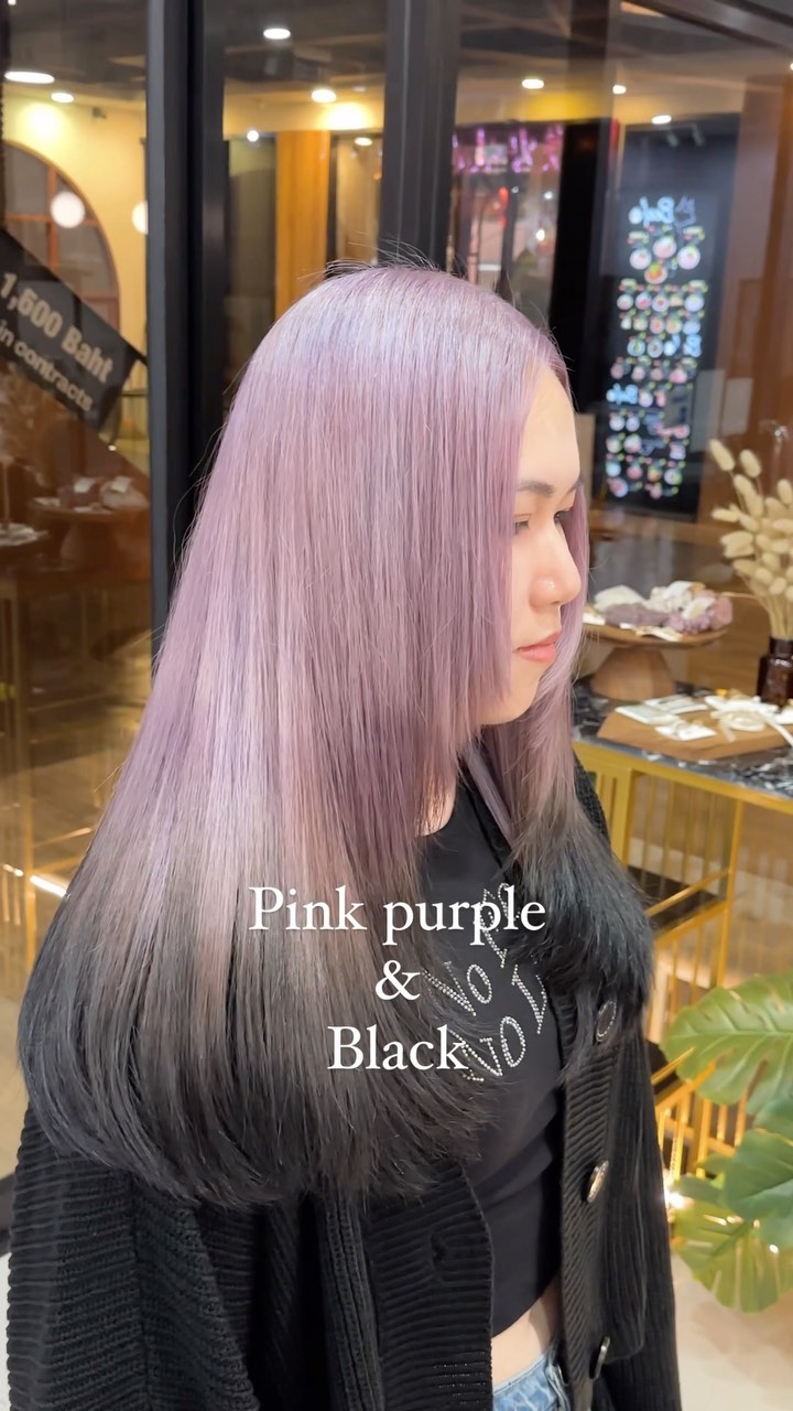 Fashion color ❣️
“Pink purple & black”
•bleach package 5000B~
-
☆☆☆☆
・ไฮไลท์,เทคนิคตัดที่ละเอียด ควบคู่ผลิตภัณฑ์และเทคนิคจากญี่ปุ่น สร้างสรรค์ทรงผม
・เข้าถึงทุกเทรนด์ไม่ว่าจะญี่ปุ่นหรือเกาหลี
☆☆☆☆
・Akiendo คือทรงผมที่เชื่อมไปถึงความมั่นใจของคุณ🤩
☆☆☆☆
・พวกเรานั้นมีรับประกันสี10วัน(ไม่รวมสีหลุดโดยธรรมชาติ)
・สำหรับท่านที่ทำไฮไลท์ครั้งแรก สามารถใส่สีอีกครั้งในราคา 1000 บาทภายใน 20 วัน
☆☆☆☆
-
ที่ตั้งร้าน ร้านอยู่ใกล้กับ บีทีเอสพร้อมพงษ์ ในซอยสุขุมวิท 39 ซอยพร้อมศรี 1 metropole residence ชั้น1 ร้านมีที่จอดรถบริการค่ะ
Metropole residence,soi Phrom si1,Sukhumvit39
จองคิวหรือสอบถามได้ที่เบอร์ tel:020048180
Line@: aki-endo
เวลาทำการ: 10:00AM – 8:00PM (หยุดทุกวันอังคาร Tueday closed)  #haircut  #haircolor #hairstyle #akiendo #bangkokhairsalon #ตัดผมสไตล์ญี่ปุ่น #เซ็ตผม #ทำสีผม #ตัดผม #หน้าม้า #หน้าม้าซีทรู #ร้านทำผม #ร้านทำผม #สุขุมวิท #ไฮไลท์ #ทรงผมเกาหลี #ดัดผม #ทรงผมสไตล์เกาหลี #สไตล์เกาหลี #ม้วนผม #ผมสั้น #ฟอกผม #ย้อมผม #バンコク美容院 #バンコク美容室