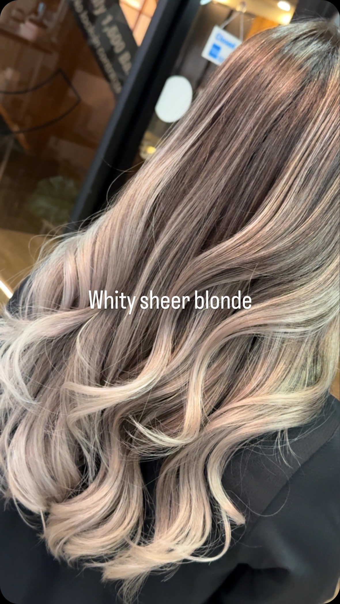 “SHEER blonde series”
สีไฮไลท์ที่เหมาะกับตัวเองนั้นพิเศษ  ค้นหาสีไฮไลท์ที่เหมาะกับคุณเพื่อเพิ่มความเปล่งประกายให้ตัวเองกันเถอะ ที่ Akiendo เราจะให้คำแนะนำสีที่เหมาะกับแต่ละคน  พร้อมที่จะพบกับตัวเองในแบบใหม่แล้วหรือยัง?
-
☆☆☆☆
・ไฮไลท์,เทคนิคตัดที่ละเอียด ควบคู่ผลิตภัณฑ์และเทคนิคจากญี่ปุ่น สร้างสรรค์ทรงผม
・เข้าถึงทุกเทรนด์ไม่ว่าจะญี่ปุ่นหรือเกาหลี
☆☆☆☆
・Akiendo คือทรงผมที่เชื่อมไปถึงความมั่นใจของคุณ🤩
☆☆☆☆
・พวกเรานั้นมีรับประกันสี10วัน(ไม่รวมสีหลุดโดยธรรมชาติ)
・สำหรับท่านที่ทำไฮไลท์ครั้งแรก สามารถใส่สีอีกครั้งในราคา 1000 บาทภายใน 20 วัน
☆☆☆☆
-
Novotel suite 1st floor ,soi Phrom si1,Sukhumvit39
จองคิวหรือสอบถามได้ที่เบอร์ tel:020048180
Line@: aki-endo
เวลาทำการ: 10:00AM – 8:00PM (หยุดทุกวันอังคาร Tueday closed)  #haircut  #haircolor #hairstyle #akiendo #bangkokhairsalon #ตัดผมสไตล์ญี่ปุ่น #เซ็ตผม #ทำสีผม #ตัดผม #หน้าม้า #หน้าม้าซีทรู #ร้านทำผม #ร้านทำผม #สุขุมวิท #ไฮไลท์ #ทรงผมเกาหลี #ดัดผม #ทรงผมสไตล์เกาหลี #สไตล์เกาหลี #ม้วนผม #ผมสั้น #ฟอกผม #ย้อมผม #バンコク美容院 #バンコク美容室