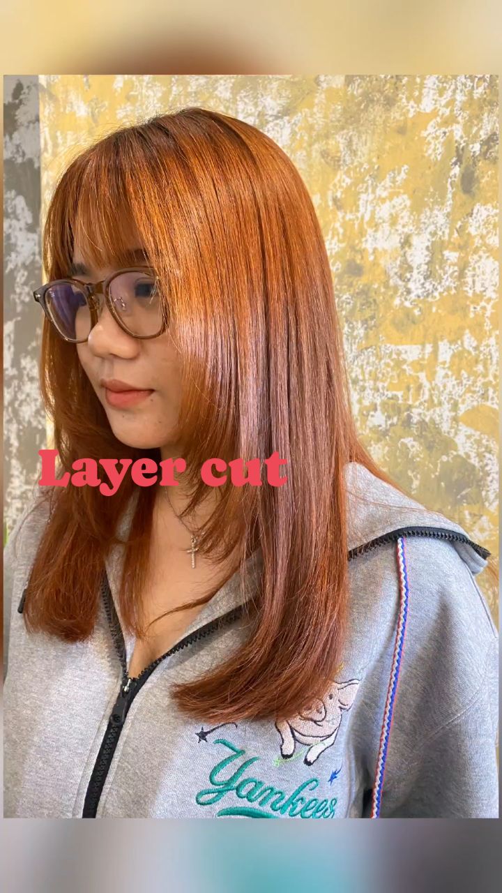 พรุ่งนี้ยังมีคิวว่างอยู่ โทรจองคิวได้นะค่ะ  ตัดผม by @thippamars  #cuchuhairdesign #headspa #bangkokhairsalon #バンコク美容室 #sukhumvit26 #ร้านทำผมแถวสุขุมวิท #ร้านทำผมแถวพร้อมพงษ์ #ร้านทำผมสไตญี่ปุ่น #ร้านทำสีผมสวยๆ #hairsalonbangkok #ตัดผม