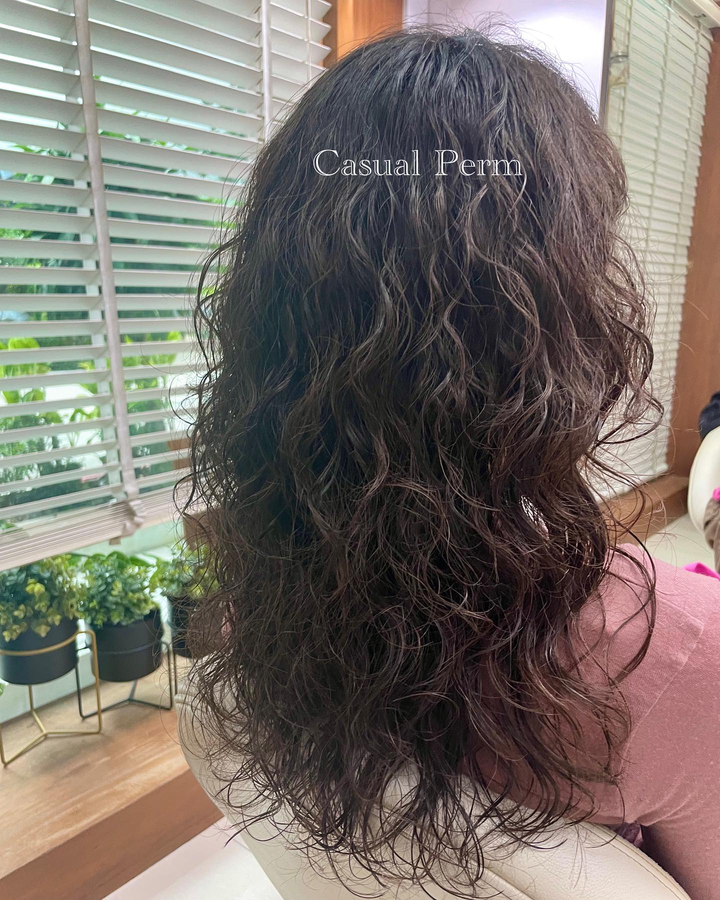 Casually ️Wave  Perm + cut + Treatment +Soda care  This set menu is 25％off
(Thai hairdressers promotion)  …………………………
ร้าน Hair Room Sora 299/7 ชั้น1, Sukhumvit Living Town, ซอยสุขุมวิท21(อโศก)
️ 02-169-1622
 Line : @575zzlqc (มี @)
️** บัตรเครดิตขั้นต่ำ 2000 บาท **
#Hairroomsora #Hairroomsorabangkok #🤖 #Hairstyle #Sukhumvitlivingtown #sukhumvit21 #Japanesesalon #DigitalPerm #デジパ #ヘアールームソラ #fashioncolor #ร้านซาลอนญี่ปุ่น #ซาลอน #ทำผมรับปริญญา #ทำผมออกงาน #รับทำผม #ดัดดิจิตอล #ยืดผม #ย้อมผม #reposteria