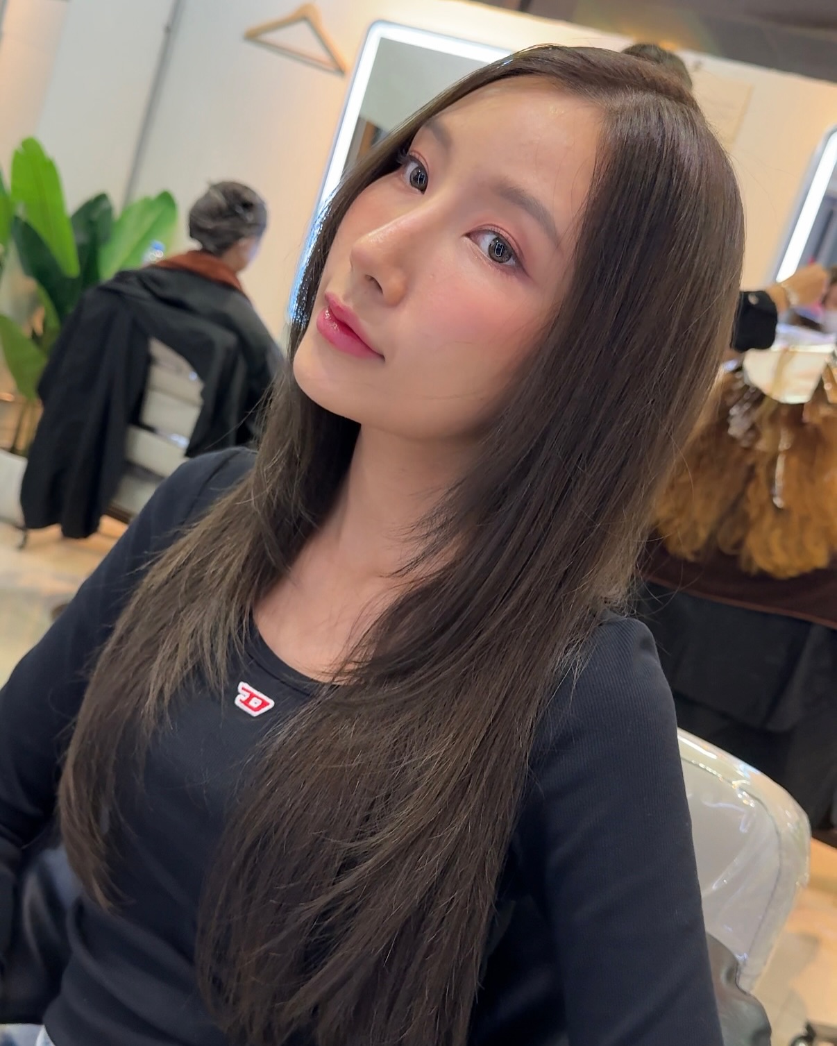 ก่อนจากปีนี้ ต้องให้คุณเริ่ดสุด!
-
ค้นหาสีผมที่ใช่ ด้วยPERSONAL COLOR
ต้อนรับปีใหม่ พร้อมตัวคุณเวอร์ชั่นใหม่  อย่าพลาด โอกาสนี้มาแค่ไม่นาน
-
#Akiendo #BangkokHairSalon  #JapaneseHairStyle #KoreanHairTrend #SeeThroughBangs #PersonalColorAnalysis #HighlightHair  #KoreanPerm #PersonalColorCheck #HaircutBangkok #Balayage #JapanesePerm #ฟอกสีผม #หน้าม้าซีทรู #ทรงผมเกาหลี #ดัดผม #ตัดผม #ทำสีผม #バンコクヘアサロン #パーソナルカラー診断