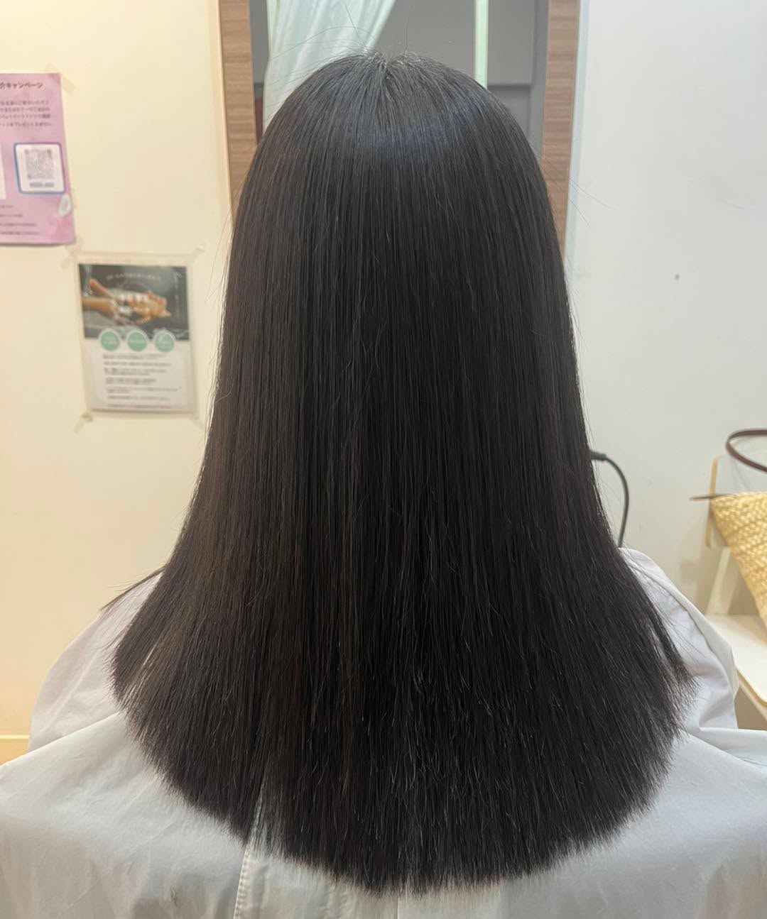 #haircut #symmetry #ボブ
#シンメトリー #ちゃんときる
Sukhumvit 39 マノモール内2F(入口に世界の山ちゃん　さんがあるモール)
️駐車場有ります。
0855566221
LINE 
　@を頭につけてrossa_hair
@rossa_hair  営業時間
 9:00-18:00(最終カット受付)
定休日　毎週水曜  #rossahair #ロッサヘアー #バンコク美容室 #プロンポン美容室 #バンコク #美容師 #プロンポン #ヘアサロン #日経美容室 #美容室 #美容師 #バンコク駐在 #バンコク駐在生活