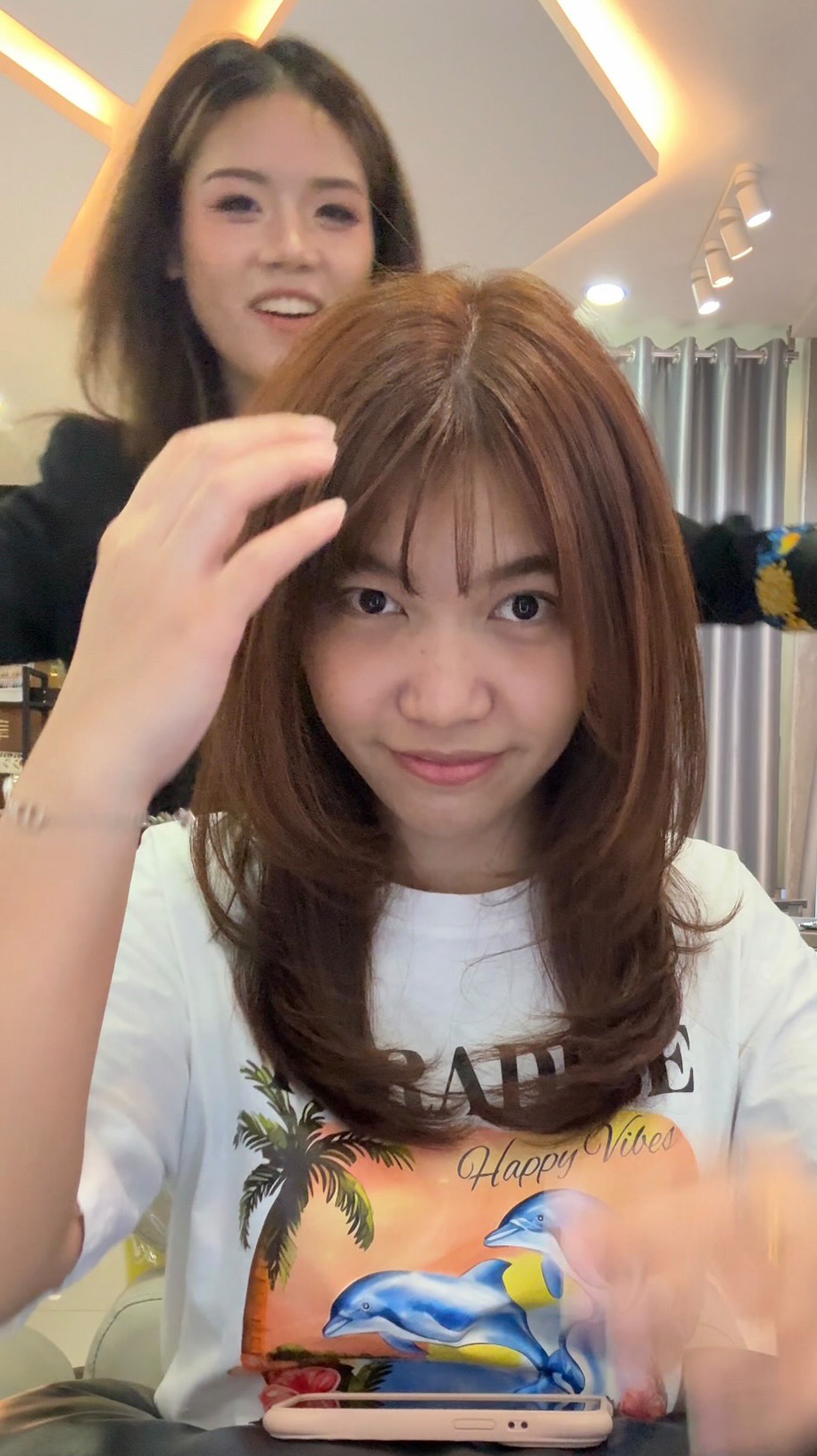 Daily our works
-
Akiendo ไม่ได้แค่ถูกเลือกเพราะราคา… แต่เพราะคุณค่าในทุกบริการ  ทำสีทุกครั้งมีการวิเคราะห์สีที่เหมาะกับบุคคล
 กระบวนการดูแลแบบญี่ปุ่น ครบทุกขั้นตอน
 ค่าผมยาวแจ้งชัดเจน ไม่มีบวกเพิ่มภายหลัง  ไม่ใช่แค่ทำสี แต่คือการเปลี่ยนลุคที่เหมาะกับตัวคุณที่สุด  Akiendo is chosen not just for the price, but for the value.  All coloring services include personalized consultation
 Japanese-standard care & process are part of every service
 Transparent pricing with clear long-hair charges – no surprises  More than a color — it’s a look that truly suits you.  -
Metoropolis suite by Hilton ,soi Phrom si1,Sukhumvit39
จองคิวหรือสอบถามได้ที่เบอร์ tel:020048180
Line@: aki-endo
เวลาทำการ: 10:00AM – 8:00PM (หยุดทุกวันอังคาร Tueday closed)  #AKIENDO #bangkokhairsalon #Saloninbangkok #JapaneseHairStyle #PersonalColor #Highlight #Haircut #Balayage #ไฮไลท์ #ตัดผม #สีผม #バンコクヘアサロン #パーソナルカラー #Thebesthairsaloninbangkok
#haircolor #layercut #personalhaircolor #seemlesshighlights #koreahairstyle