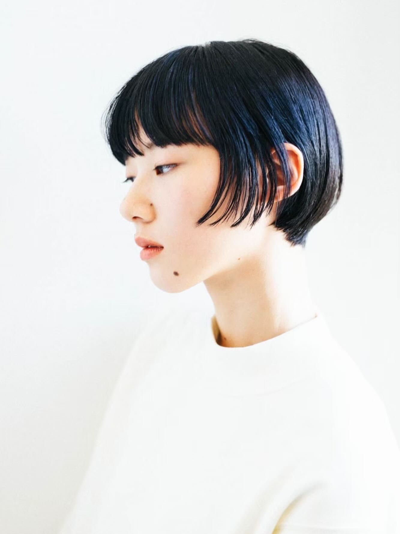 Short hair isn’t just one style — explore more with us!
Edgy Elegance in Natural Mode ー Timeless Japanese Style 
｜ 081-980-9047
｜ LINE OFFICIAL: (@)aletro
｜ 10 AM - 7 PM
• Closed on Mon (4th Mon & Tue of month) •  สอบถามพื้นที่จอดรถเพิ่มเติมได้นะคะ
#ร้านทำผม #ทำผมสวย #ทำสีผม #ตัดผม #ซาลอนกรุงเทพ #ผมสวย #สปาผม #ทรงผมแฟชั่น #ผมสุขภาพดี #luxurysalon #HairSalonBangkok #HairColor #HairCut #BangkokBeauty