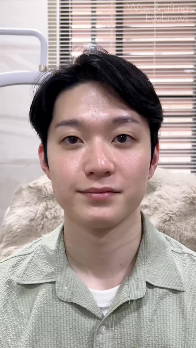 眉を少し変えるだけで、顔全体の印象は大きく変わります
ナチュラルに仕上げながらも、しっかり垢抜け。
お客様それぞれの骨格・好みに合わせたデザインをご提案しています  เพียงแค่ปรับทรงคิ้วนิดเดียว ก็ทำให้ภาพลักษณ์ดูดีขึ้นได้ทันที
ออกแบบให้ดูเป็นธรรมชาติ แต่ช่วยให้ดูหล่อ เท่ และดูมีเสน่ห์มากขึ้น
ดีไซน์ตามโครงหน้าและสไตล์ของแต่ละคนครับ  stylist. @hina_bell_otonagami 
FB. BELL Otonagami salon
Tel.020003001
LINE.@skk6845h
Business hours:9AM ~ 9PM
Please feel free to contact us/お気軽にお問合せください  #メンズアイブロウ #眉毛デザイン #垢抜け #ナチュラル眉 #バンコク美容  #คิ้วผู้ชาย #ออกแบบคิ้ว #ผู้ชายหล่อขึ้น #คิ้วธรรมชาติ #BangkokBeauty