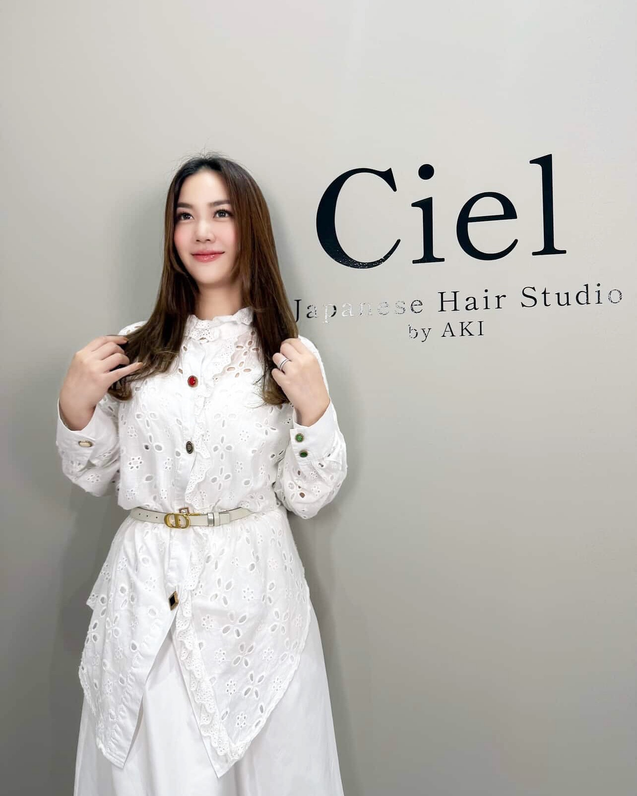 ・
อดีตมิสไทยแลนด์ปี 2003 คุณ @ming.charri แวะมาทำทรีตเมนต์ TOKIO ที่ร้าน Ciel ครับ 
・
#CielHairStudio #CielJapaneseHairStudio #バンコク美容室 #日本人美容師 #プロンポン美容室 #トキオトリートメント #髪質改善 #日系サロン #TOKIOTreatment #HairCare #SilkyHair #BangkokSalon #PhromPhong #ร้านทำผมญี่ปุ่น #ร้านทำผมสุขุมวิท #บำรุงผม #ผมสวยสุขภาพดี #ช่างผมญี่ปุ่น #CielBangkok