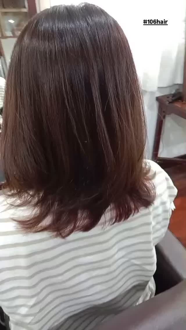 おはようございます(^^)
今日は良い天気なりましたね(^^)また夕方から雨かな…(^^;
今日のお客さまは、
『可愛い似合わせレイヤーセミロング』
いつも有難う御座います ️オーガニックカラー️
️新髪質改善️
️平日ポイント2倍️
️リタッチ1,000B️
ご新規割️
https://106.co.th/archives/3754 ご予約方法
【24時間Web予約】
106HAIR (sukhumvit 39)
https://cs.appnt.me/coupon/1271
ご利用下さい🏻♂️
【LINE予約】
https://lin.ee/s2xcxNN
【電話予約】
02-6627-106(日本人女性対応) ️駐車場有り〼 いつも笑顔で…。(^^) #オーガニックカラー
#バンコク美容室
#バンコクヘアサロン
#スクンビット美容室
#ヘッドマッサージ
#ハイライト
#ご新規割引き
#髪質改善
#可愛い似合わせレイヤーセミロング