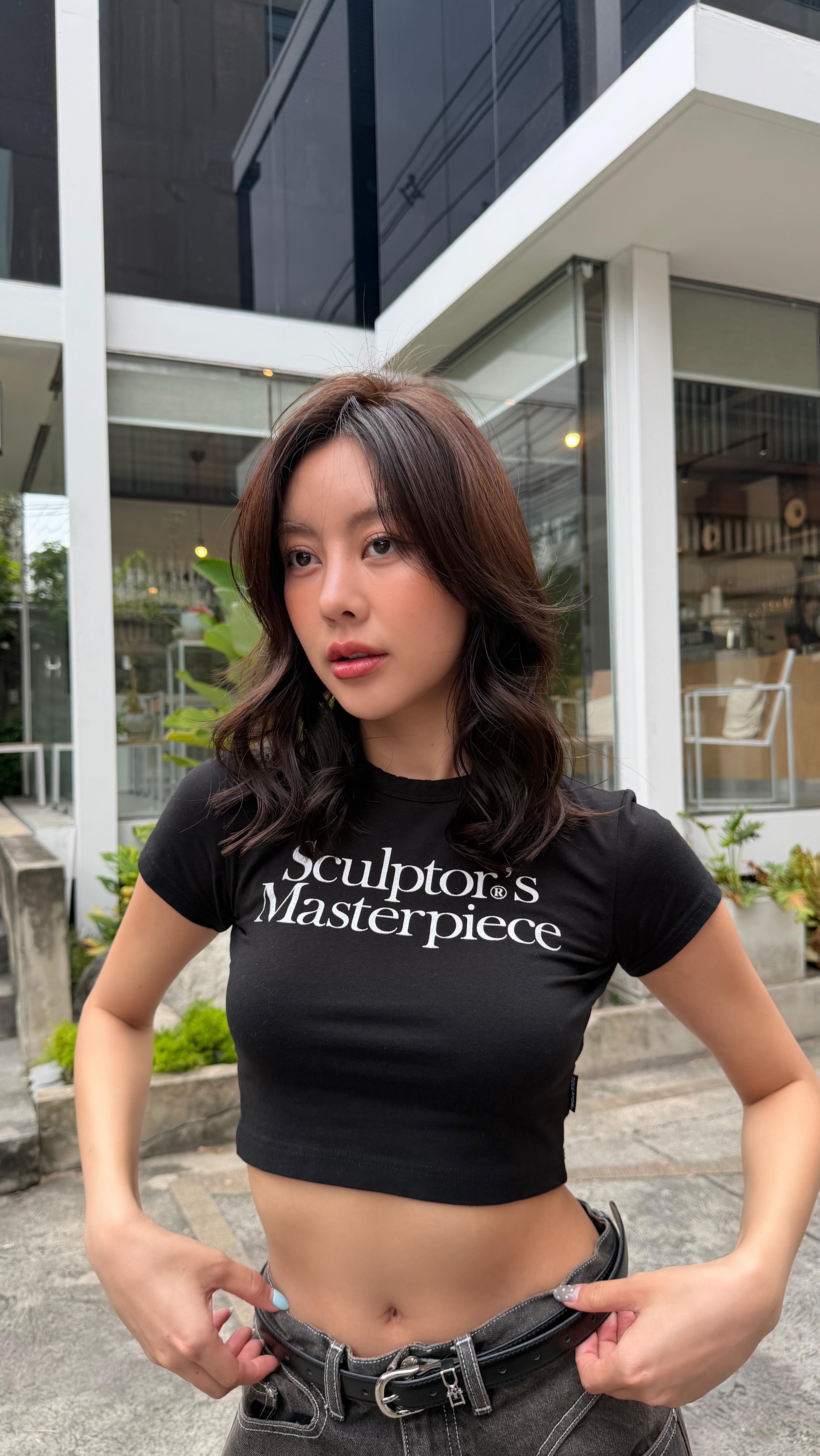 ลอนนุ่ม ๆ ที่ดูเป็นธรรมชาติ
Quiet Wave ให้ลุคสบาย ๆ แต่ยังน่ารัก  ️ ปลายลอนขยับพอกรุบกริบ
️ ช่วยให้กรอบหน้าดูเล็กลง
️ เซ็ตไม่ยาก ทุกวันก็เอาอยู่  ไม่ต้องพยายามเยอะ… แต่ยังดูดีตลอด
สายลุคธรรมชาติ ต้องโดนทรงนี้เลย  -
Metoropolis suite by Hilton ,soi Phrom si1,Sukhumvit39
จองคิวหรือสอบถามได้ที่เบอร์ tel:020048180
Line@: aki-endo
เวลาทำการ: 10:00AM – 8:00PM (หยุดทุกวันอังคาร Tueday closed)  #AKIENDO #bangkokhairsalon #Saloninbangkok #JapaneseHairStyle #PersonalColor #Highlight #Haircut #Balayage #ไฮไลท์ #ตัดผม #สีผม #バンコクヘアサロン #パーソナルカラー #Thebesthairsaloninbangkok
#haircolor #layercut #personalhaircolor #seemlesshighlights #koreahairstyle