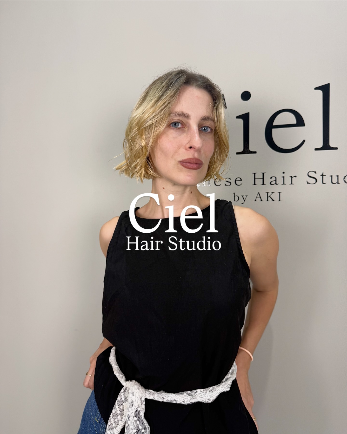 ・
Bob Style × Blond
・
#CielHairStudio #CielBangkok #CielByAki
#JapaneseHairSalon #JapaneseHairstylist #BangkokHairSalon
#PhromPhongSalon #BangkokBeautySalon #HairSalonBangkok
#JapanQuality #AkiHair #AkiHairBangkok
#シエルヘアスタジオ #日本人美容師 #バンコク美容室 #プロンポン美容室 #日本クオリティ
#ร้านทำผมญี่ปุ่น #ร้านทำผมกรุงเทพ #ร้านซาลอน #ซาลอนกรุงเทพ #ช่างทำผมญี่ปุ่น #ผมสวยกรุงเทพ