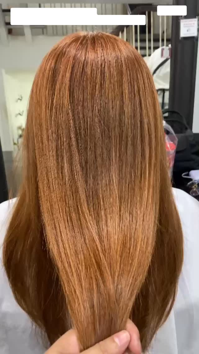 Long hairlow layer 
Cut+color+ olaplex+milbon treatment 
 ทำผมโดยช่างญา ช่างทำผมสไตล์ญี่ปุ่น 
️ Free parking available 
ร้านเปิดให้บริการ 9.00-18.30 
สำรองคิวได้ที่เบอร์
️02-662-7106
24hours web reservation
https://reservia.jp/reserve/menu/2c7018bae1?start_page=2&is_guest=1
LINE account
https://lin.ee/3Cm0Ksiac  #coco106 #106hair #digitalperm #coolperm #color hiligth milbon salon beauty treatment straight cut sodashower shothair longhair japan bangkok sukhumvit39 ร้านเสริมสวยในกรุง