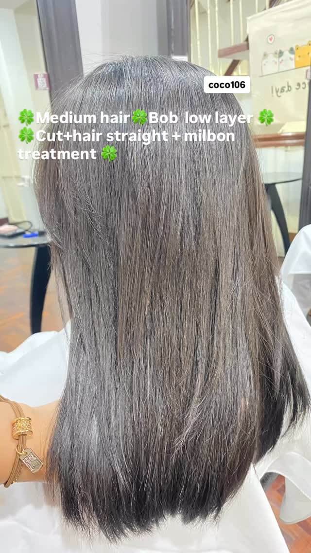 Medium hairBob  low layer 
Cut+hair straight + milbon treatment 
 ทำผมโดยช่างญา ช่างทำผมสไตล์ญี่ปุ่น 
️ Free parking available 
ร้านเปิดให้บริการ 9.00-18.30 
สำรองคิวได้ที่เบอร์
️02-662-7106
24hours web reservation
https://reservia.jp/reserve/menu/2c7018bae1?start_page=2&is_guest=1
LINE account
https://lin.ee/3Cm0Ksiac  #coco106 #106hair #digitalperm #coolperm #color hiligth milbon salon beauty treatment straight cut sodashower shothair longhair japan bangkok sukhumvit39 ร้านเสริมสวยในกรุง