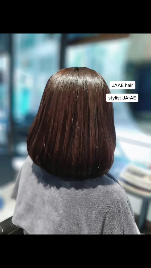Bob Slide 
Cut+Trementme
ร้านทําผมสไตล์ญี่ปุ่น แถวสีลม สนใจ สอบถามและจอง P Free parking available ทางร้านมีบริการ จอดรถฟรีค่ะ สนใจสอบถามและจองคิวกับทางร้านได้ที่เบอร์ 02-2679-106 สวัสดีคะ ร้านทําผม 106 ANNEX เวลา าการ 10:00-19:30 https://lin.ee/Zmaaw5K Silom 6  https://reservia.jp/reserve/menu/b9855edf7b?start_page=2&is_guest=1*รบกวนจองเวลาก่อนมารับบริการทุก ครั้งนะคะ 
#digitalperm #azsodaspa #highlightcolor #hairsalon #bangkokbeauty