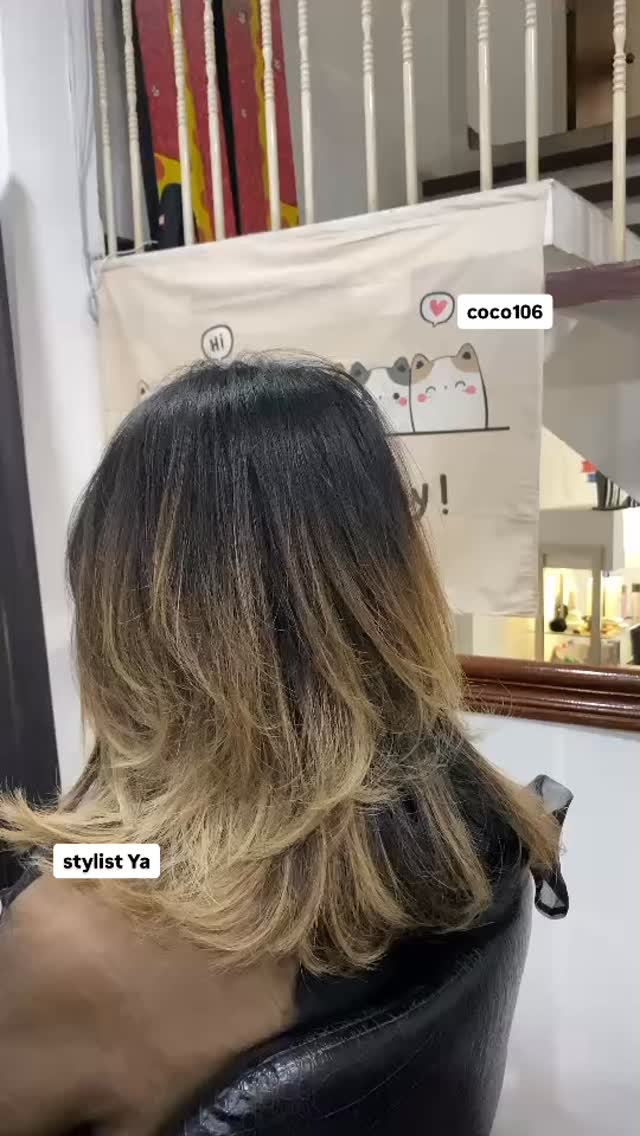 Medium  hair  bob leyer
Cut+soda shower+zumi spa shampoo + olaplex +milbon treatment 
 ทำผมโดยช่างญา ช่างทำผมสไตล์ญี่ปุ่น 
️ Free parking available 
ร้านเปิดให้บริการ 9.00-18.30 
สำรองคิวได้ที่เบอร์
️02-662-7106
24hours web reservation
https://reservia.jp/reserve/menu/2c7018bae1?start_page=2&is_guest=1
LINE account
https://lin.ee/3Cm0Ksiac  #coco106 #106hair #digitalperm #coolperm #color