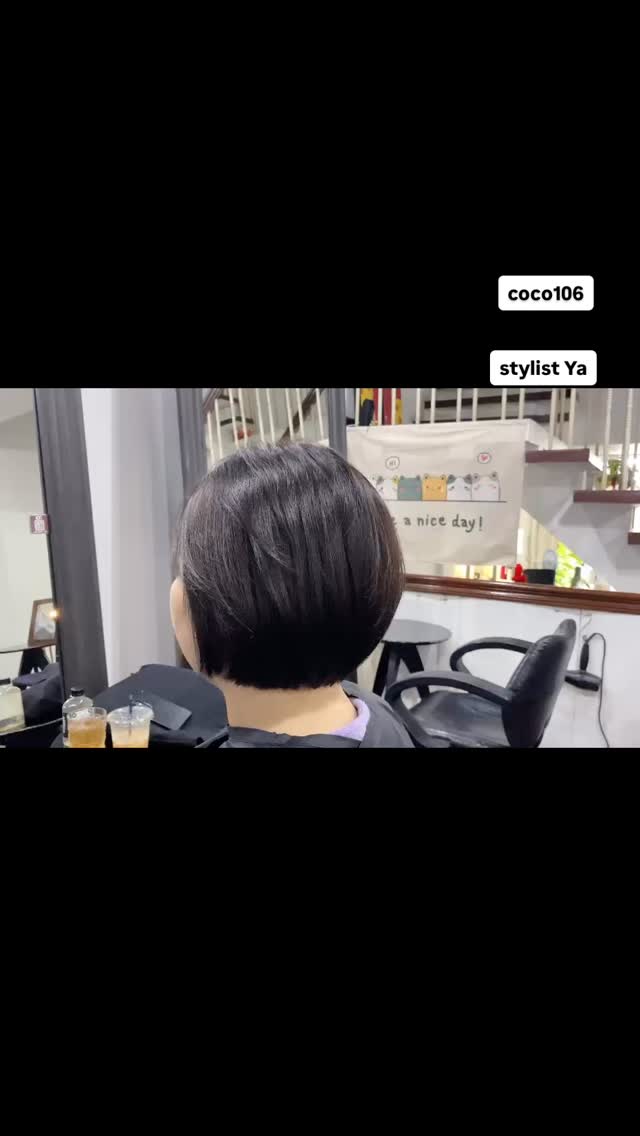 shot hair  bob low leyer
Cut+color lodola+soda shower+zumi spa shampoo + milbon treatment 
 ทำผมโดยช่างญา ช่างทำผมสไตล์ญี่ปุ่น 
️ Free parking available 
ร้านเปิดให้บริการ 9.00-18.30 
สำรองคิวได้ที่เบอร์
️02-662-7106
24hours web reservation
https://reservia.jp/reserve/menu/2c7018bae1?start_page=2&is_guest=1
LINE account
https://lin.ee/3Cm0Ksiac  #coco106 #106hair #digitalperm #coolperm #color