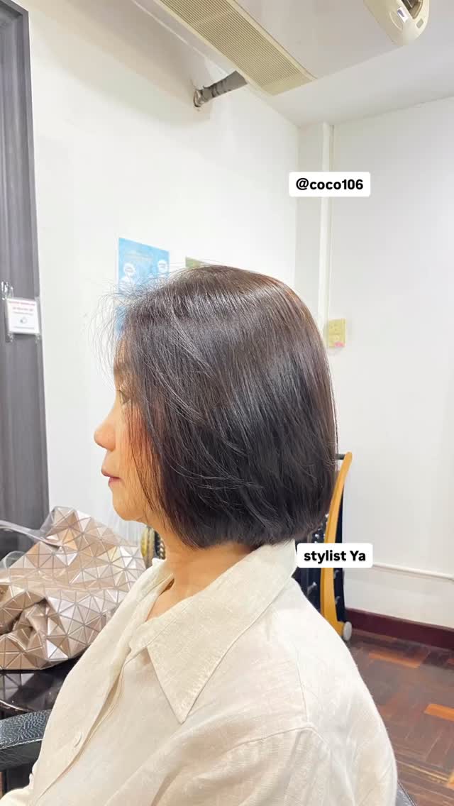Shot hair  bob low leyer 
Cut+color+soda shower+zumi spa shampoo + olaplex +milbon treatment 
 ทำผมโดยช่างญา ช่างทำผมสไตล์ญี่ปุ่น 
️ Free parking available 
ร้านเปิดให้บริการ 9.00-18.30 
สำรองคิวได้ที่เบอร์
️02-662-7106
24hours web reservation
https://reservia.jp/reserve/menu/2c7018bae1?start_page=2&is_guest=1
LINE account
https://lin.ee/3Cm0Ksiac  #coco106 #106hair #digitalperm #coolperm #color