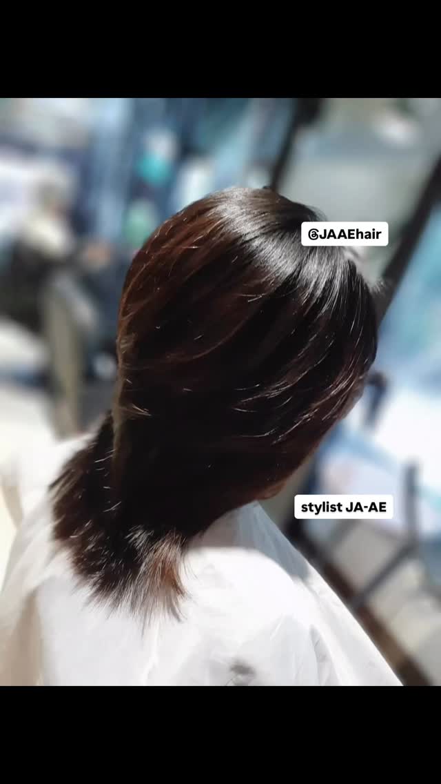 Wolf cut short
Cut+MilbonTrementment
ร้านทําผมสไตล์ญี่ปุ่น แถวสีลม สนใจ สอบถามและจอง P Free parking available ทางร้านมีบริการ จอดรถฟรีค่ะ สนใจสอบถามและจองคิวกับทางร้านได้ที่เบอร์ 02-2679-106 สวัสดีคะ ร้านทําผม 106 ANNEX เวลา าการ 10:00-19:30 https://lin.ee/Zmaaw5K Silom 6  https://reservia.jp/reserve/menu/b9855edf7b?start_page=2&is_guest=1*รบกวนจองเวลาก่อนมารับบริการทุก ครั้งนะคะ 
#digitalperm #azsodaspa #highlightcolor #hairsalon #bangkokbeauty
