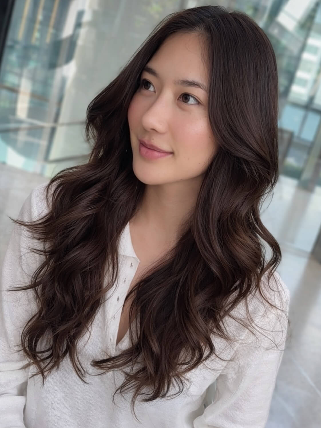 ไม่ต้องตามเทรนด์ตลอดเวลา
แค่หาทรงผมที่ “เข้ากับคุณจริง ๆ”
@nattynantanat 
ลอนผมแบบ Craft Wave
เคลื่อนไหวอย่างเป็นธรรมชาติ
ดูนุ่มนวล แต่ยังคงความหรู  ที่ Akiendo
เราออกแบบทรงผมจาก
Face Type × Personal Color  เพื่อให้คุณได้ทรงผมที่เหมาะกับคุณที่สุด  Your style. By design.  Not every trend is made for you.  The key is finding a style
that truly fits your character.  Soft craft waves
that move naturally.  Effortless,
yet refined.  At Akiendo,
we design your style through
Face Type × Personal Color  Your style. By design.  Akiendo – Sukhumvit 39 & Ari  • Sukhumvit39 : Metropolis Suite by Hilton
• Ari : Vanit Village – Ari  TELSukhumvit39 branch: 02-004-8180  TELAri branch: 099-628-0016  LINE@: aki-endo
 Open: 10:00–20:00 (หยุดทุกวันอังคาร Tueday closed)  #Akiendo #personaldesign #bangkokhairsalon #AkiendoAri
#APDL