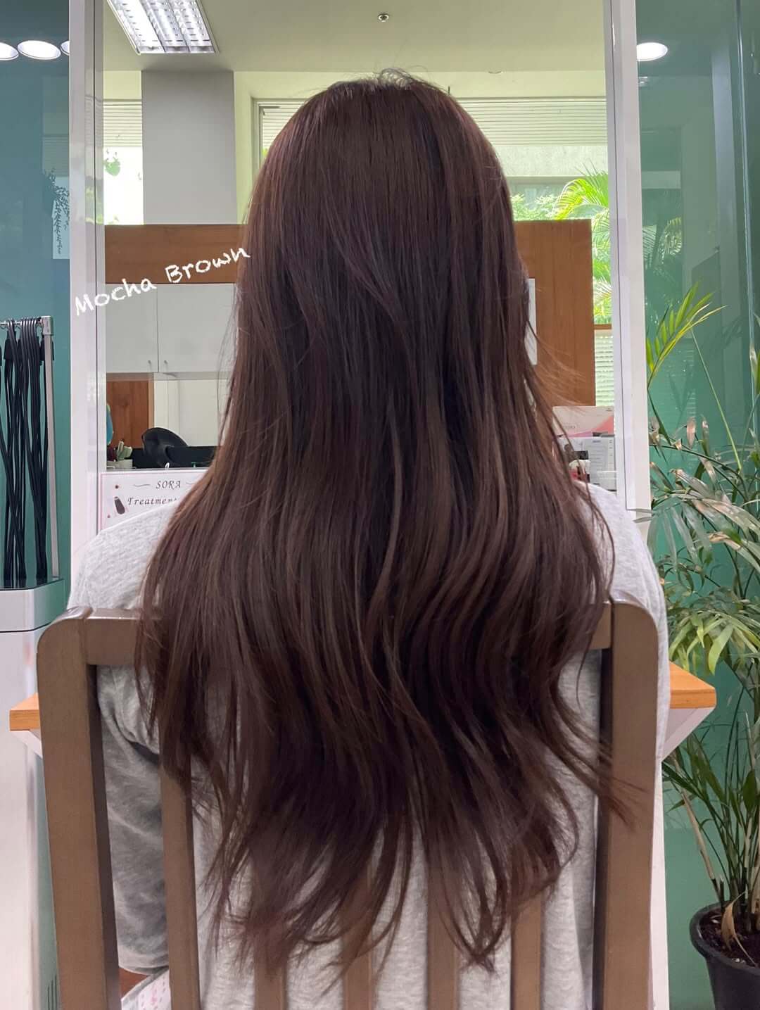 🤎🥮Mocha Brown Color(モカブラウン)🥮🤎 年齢やファッションのジャンル問わず挑戦しやすいモカブラウン A mocha brown color that suits everyone and is easy to try, regardless of age …………………………
ร้าน Hair Room Sora 299/7 ชั้น1, Sukhumvit Living Town, ซอยสุขุมวิท21(อโศก)
️ 02-169-1622
Line : @575zzlqc (มี @) #Hairroomsora #Hairroomsorabangkok #🤖 #Hairstyle #sukhumvit21 Japanesesalon DigitalPerm デジパ ヘアールームソラ fashioncolor ร้านซาลอนญี่ปุ่น ซาลอน ทำผมรับปริญญา ทำผมออกงาน รับทำผม ดัดดิจิตอล ยืดผม ย้อมผม Repost head spa bangkok バンコク 美容院 hair spa bangkok バンコク ヘッドスパ バンコク 美容院 メンズ バンコク 美容室 japanese head spa bangkok bangkok head spa hair salon bangkok bangkok hair salon