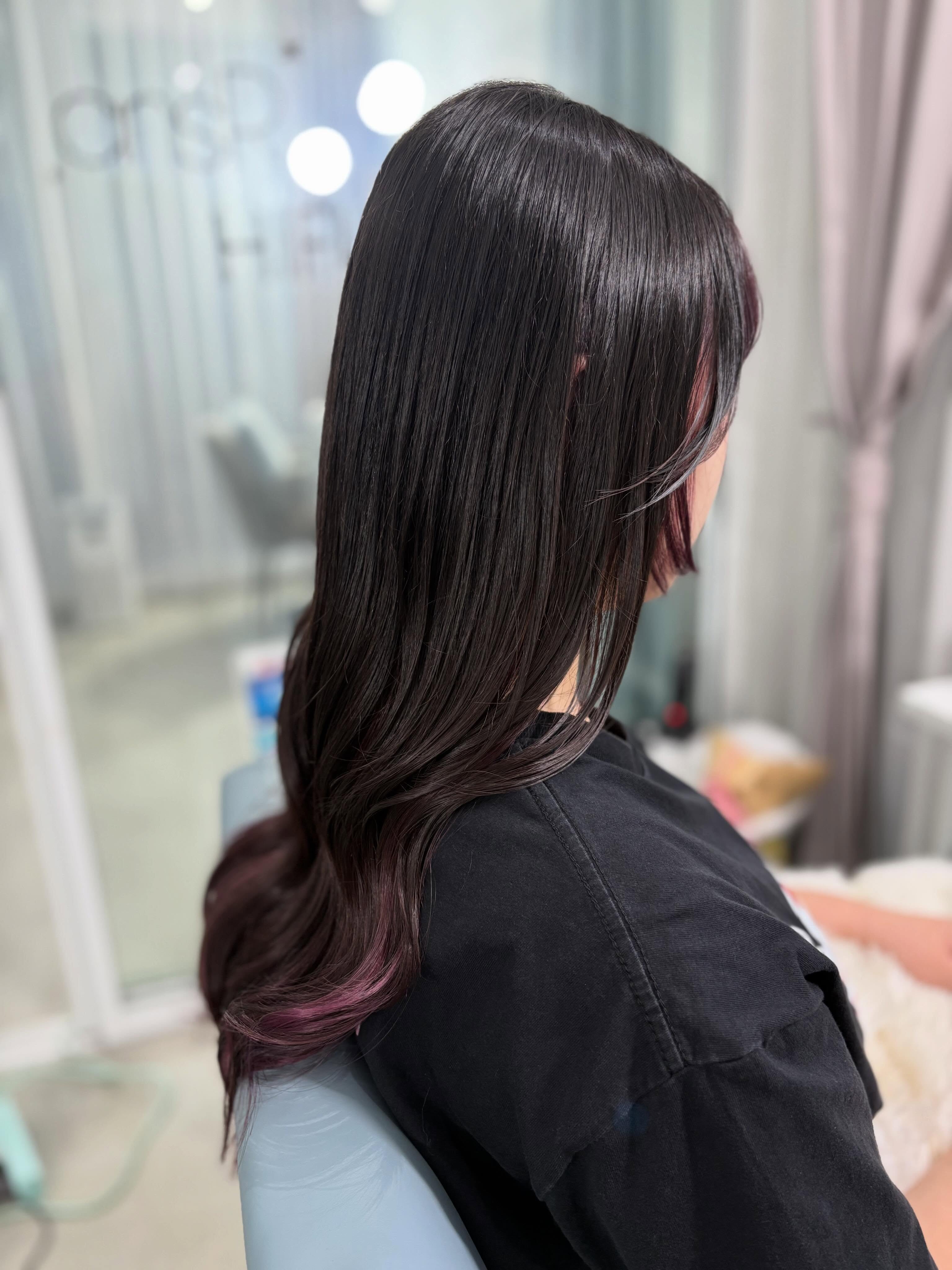 Wカラーならブリーチ無しでもしっかりと発色❣️